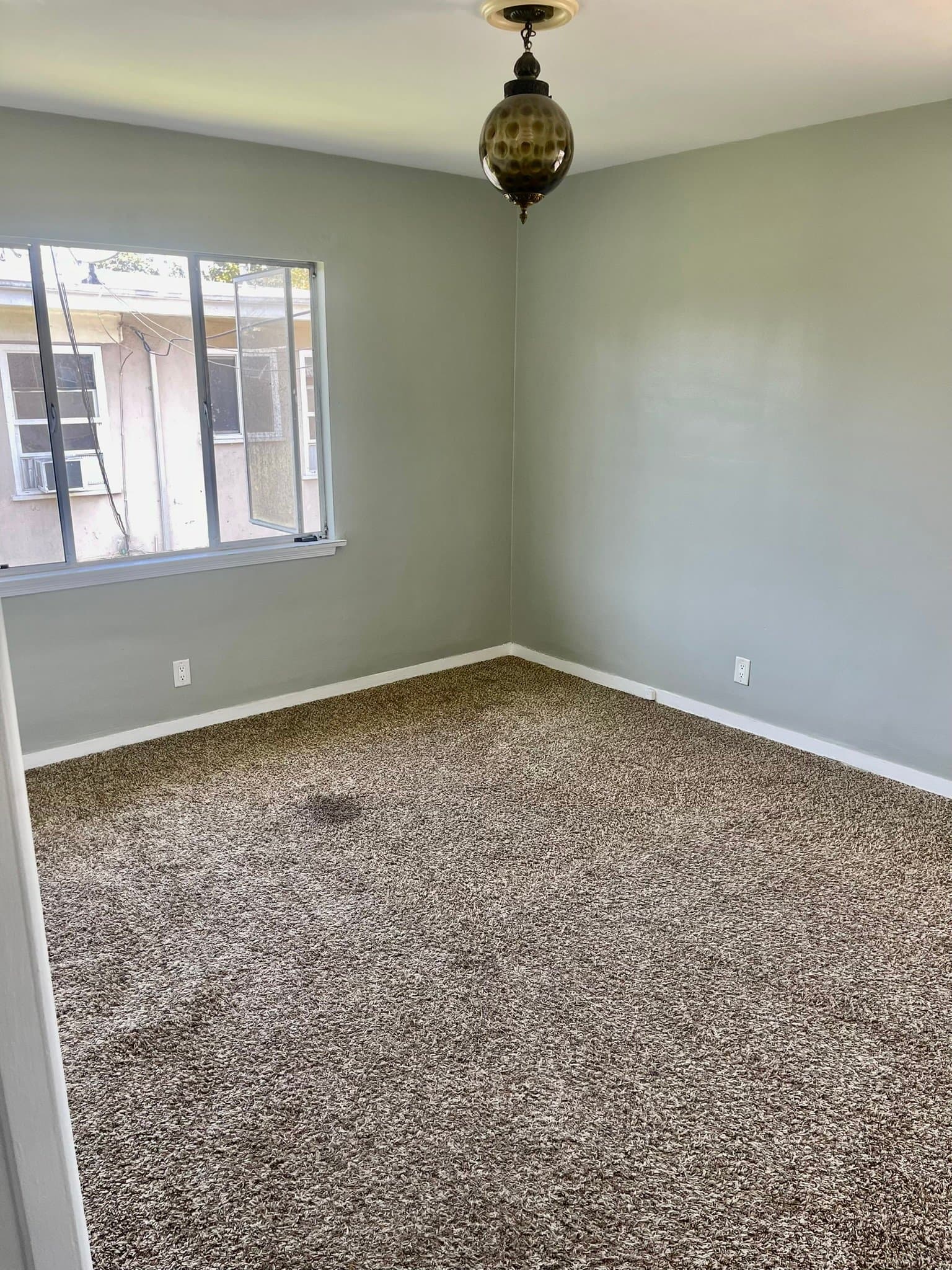 Los Angeles Apartment: 1214 S Bronson Ave #3