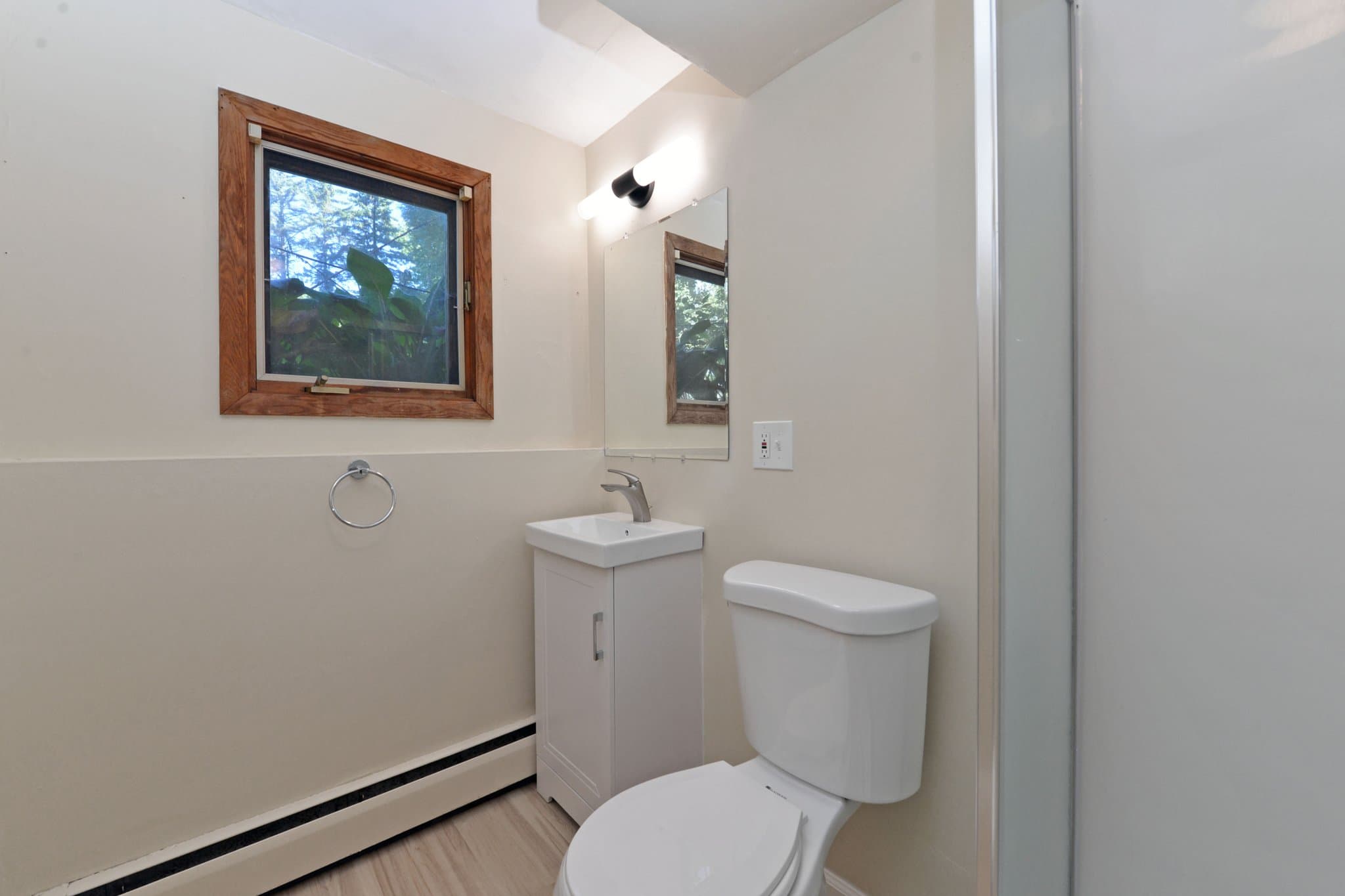 Little Canada Multiplex: 547 Allen Ave