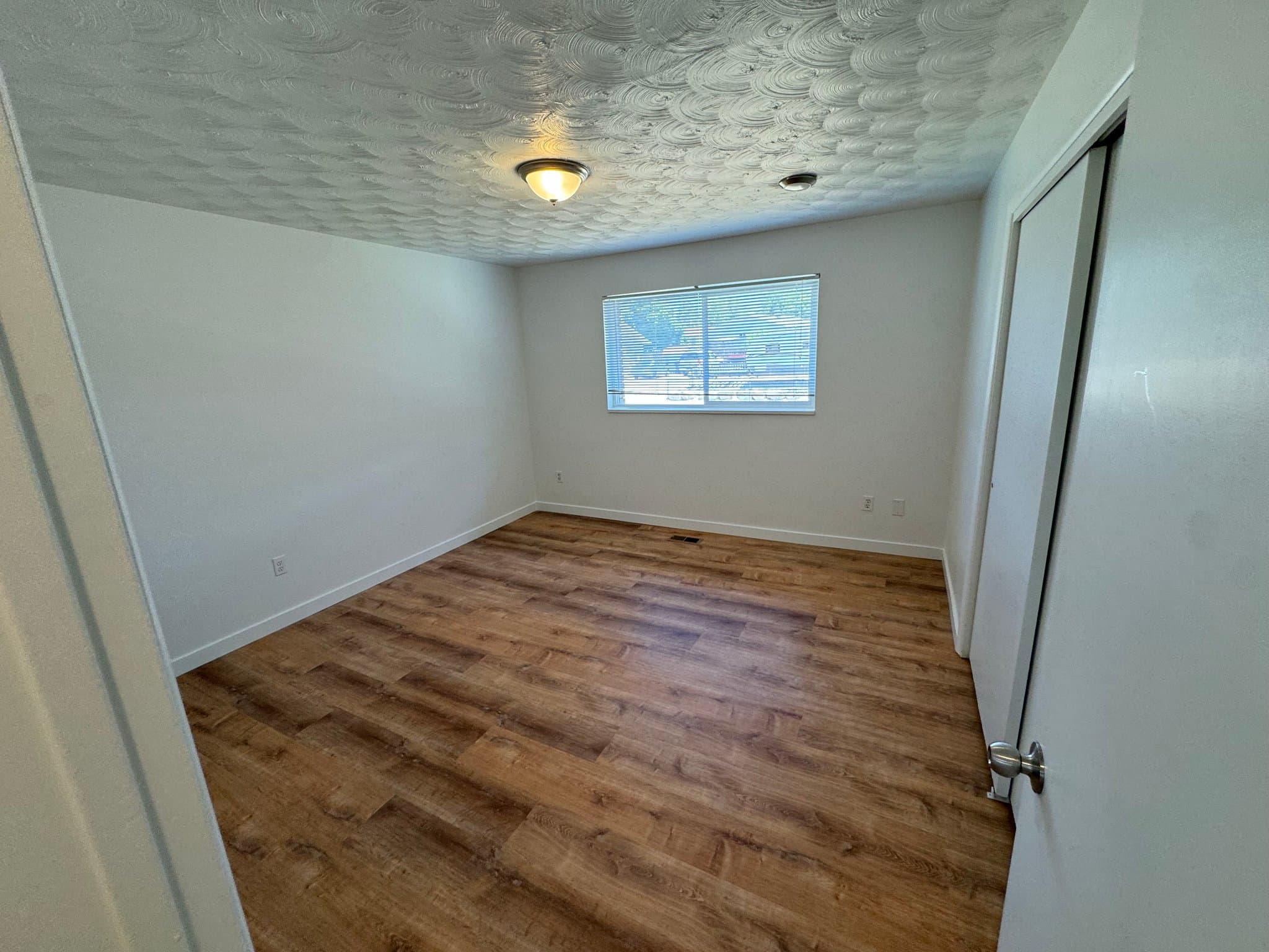 Kearns House: 5524 W Townsend Way