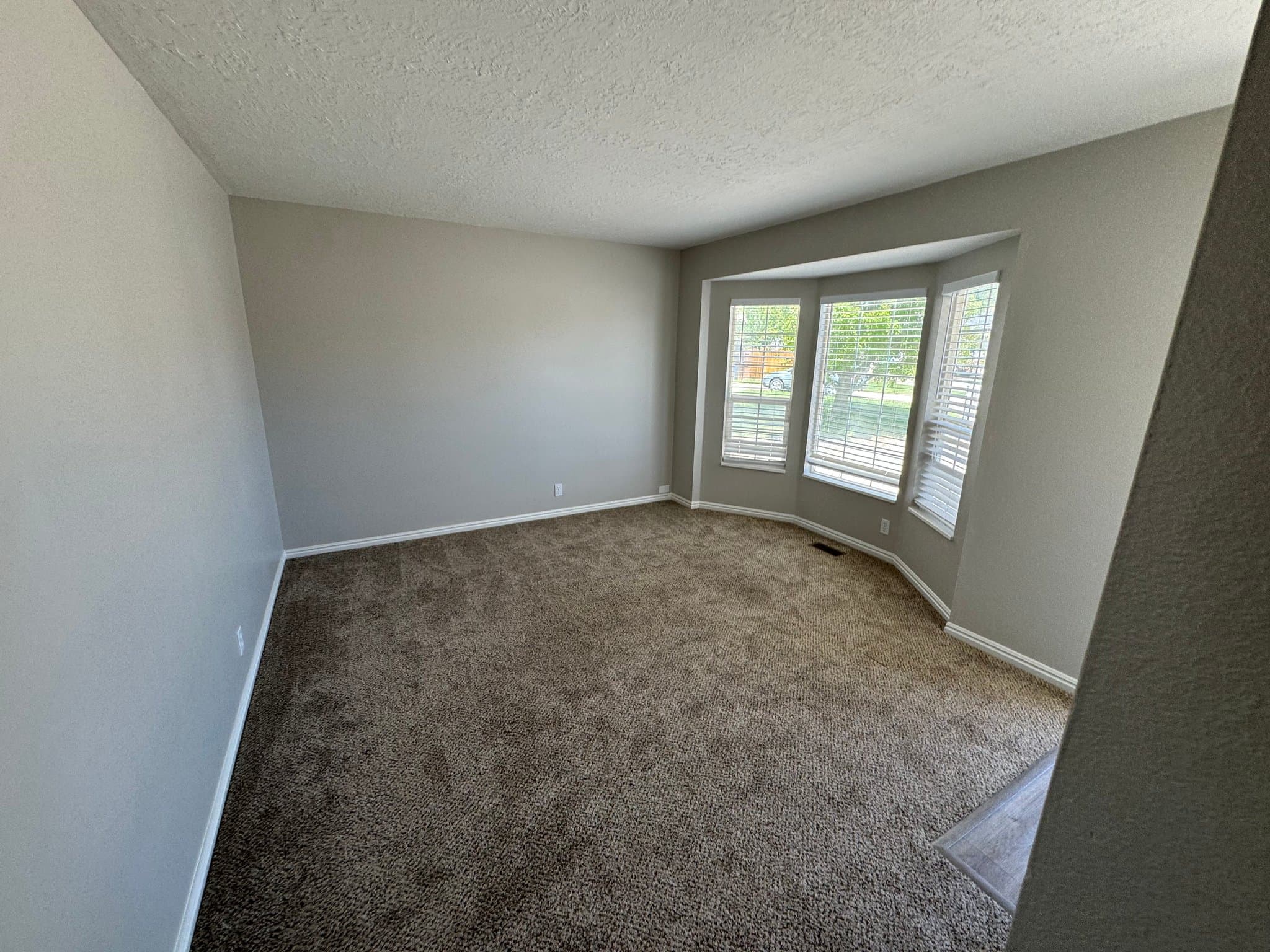 Kearns House: 5524 W Townsend Way
