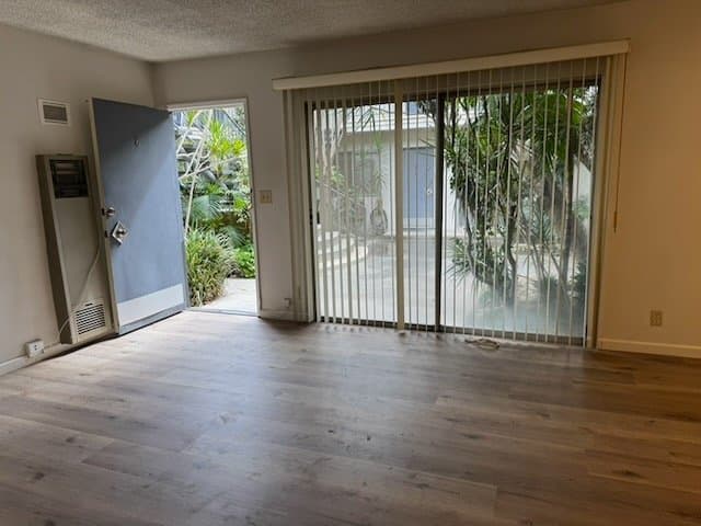 Alhambra Apartment: 920 N 1st St
