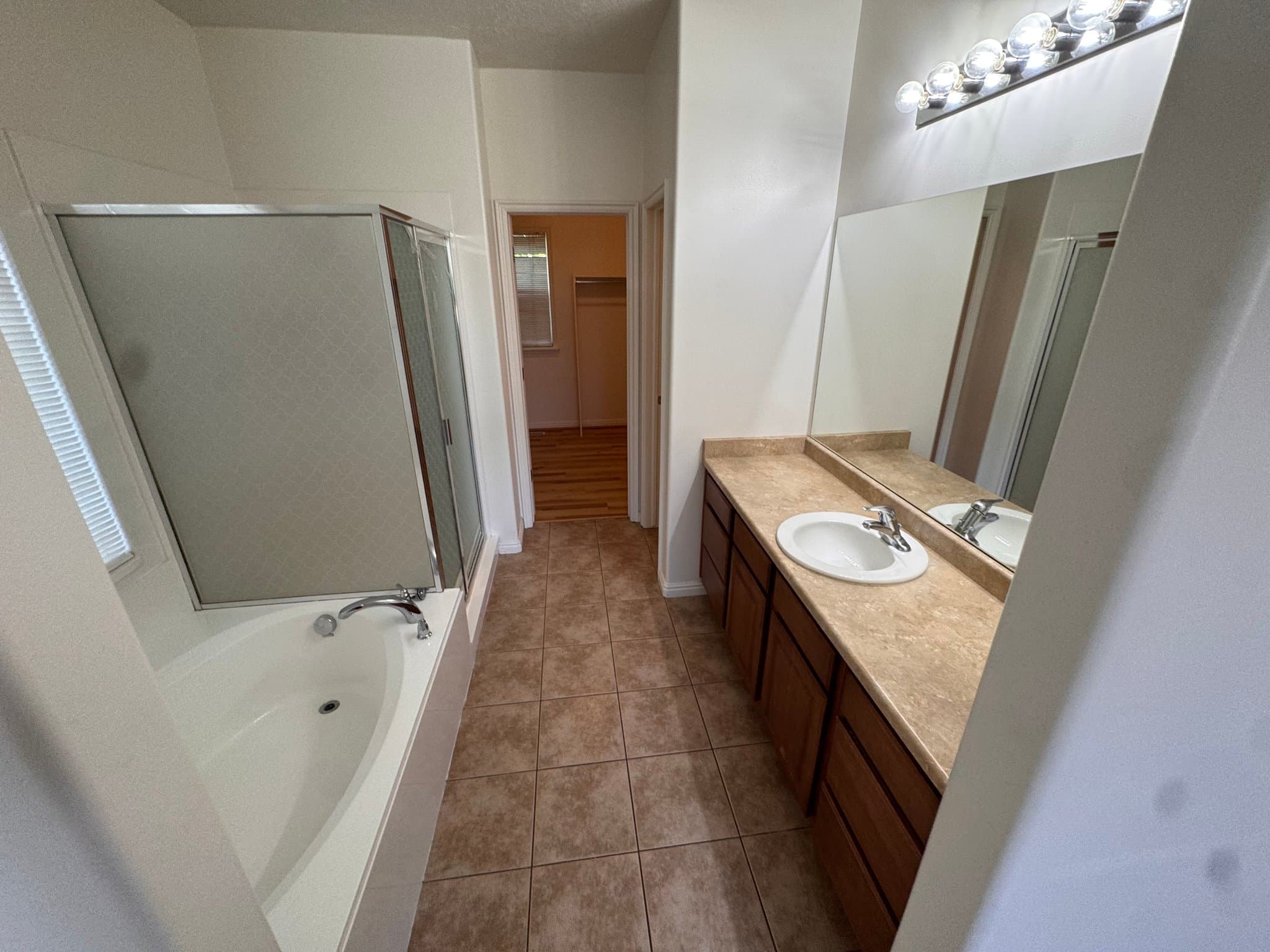 South Jordan House: 11438 Open View Ln