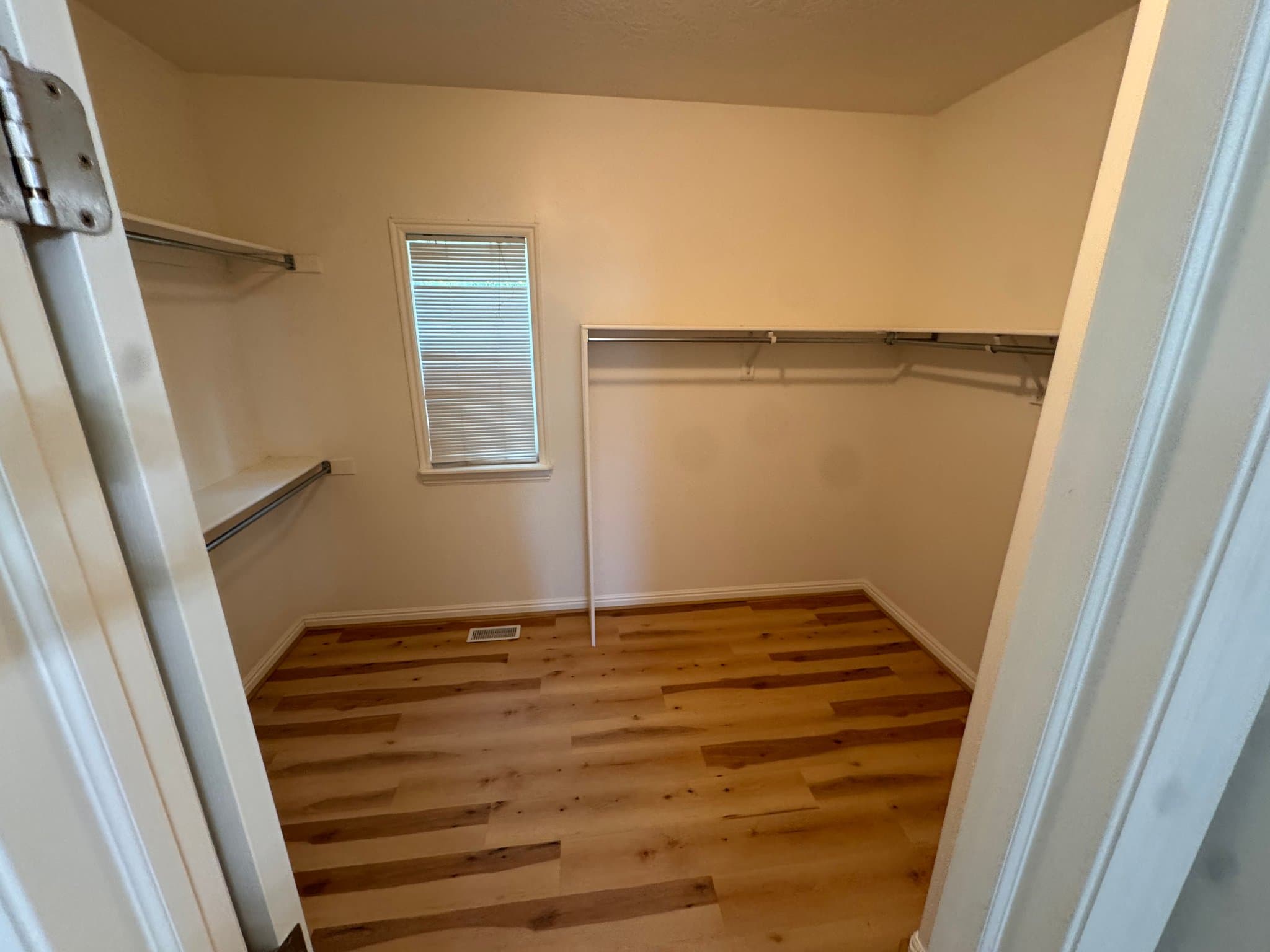 South Jordan House: 11438 Open View Ln