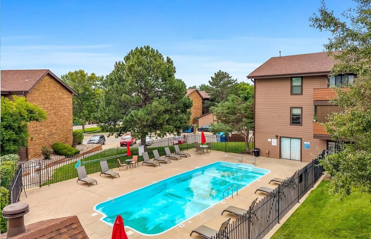 Lakewood Single Room: 211 Wright St