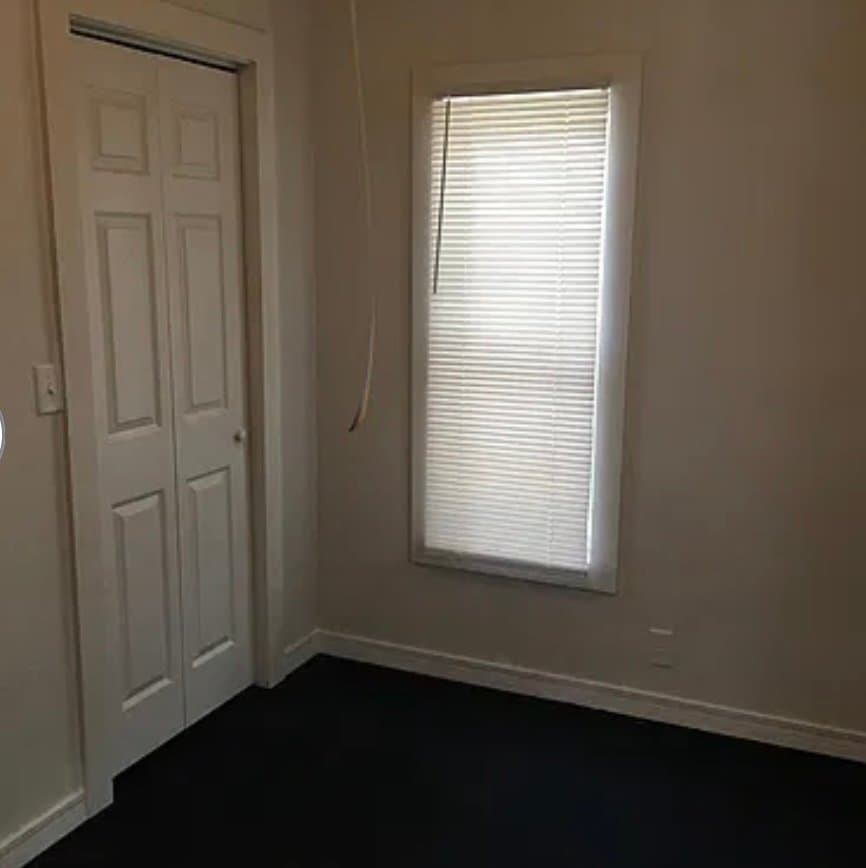Ardmore House: 907 B St SE