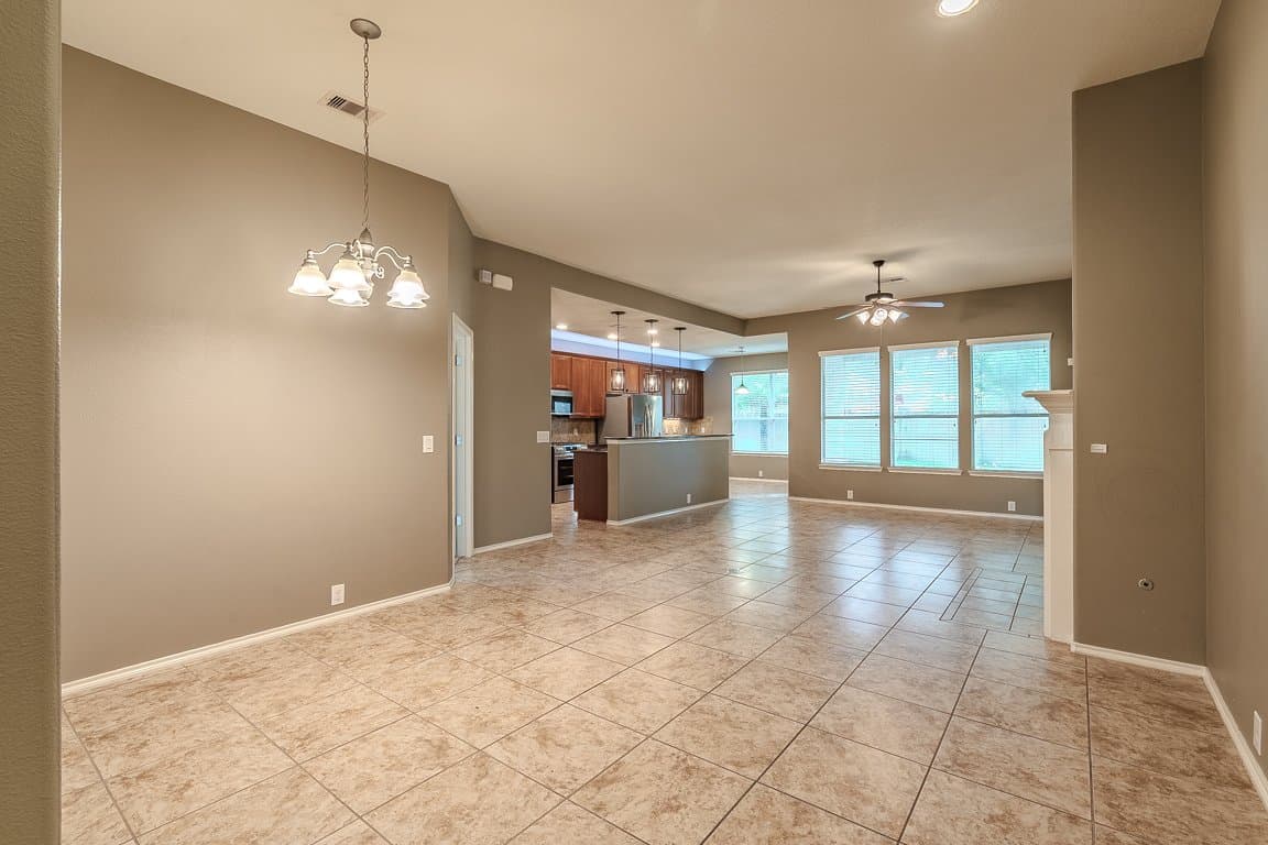 Katy House: 25402 Melody Canyon Court