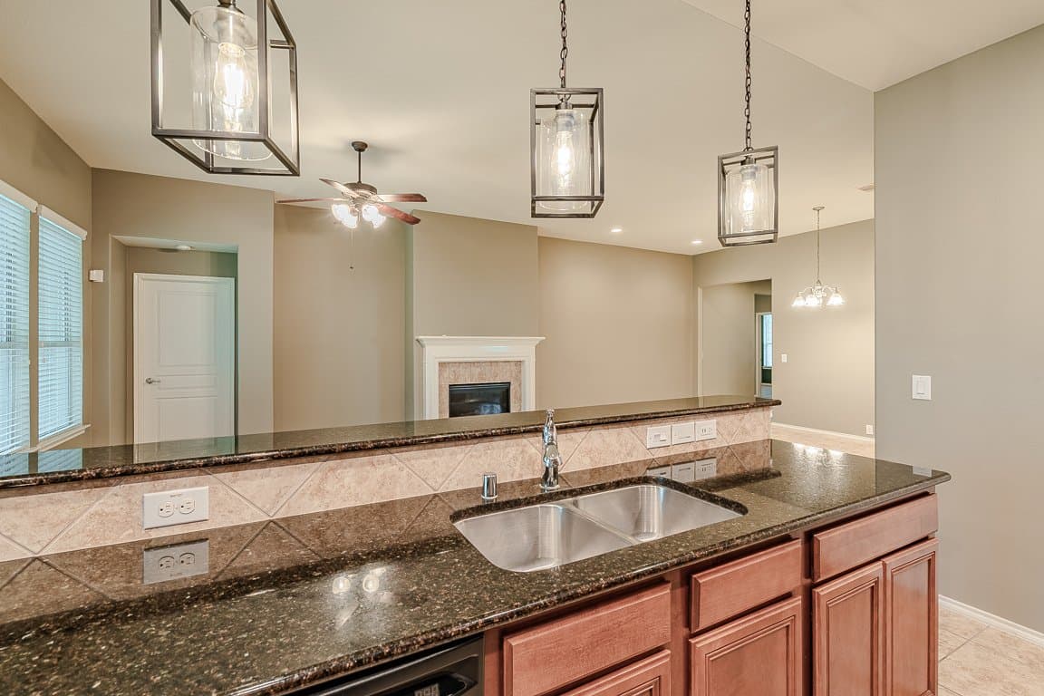 Katy House: 25402 Melody Canyon Court