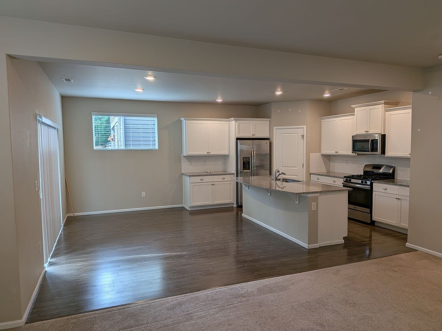 Lacey House: 8643 Spartacus St NE