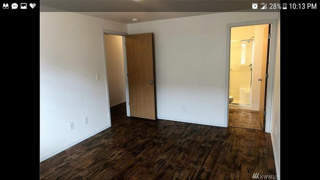 Moses Lake House: 1840 S Leanne Ave