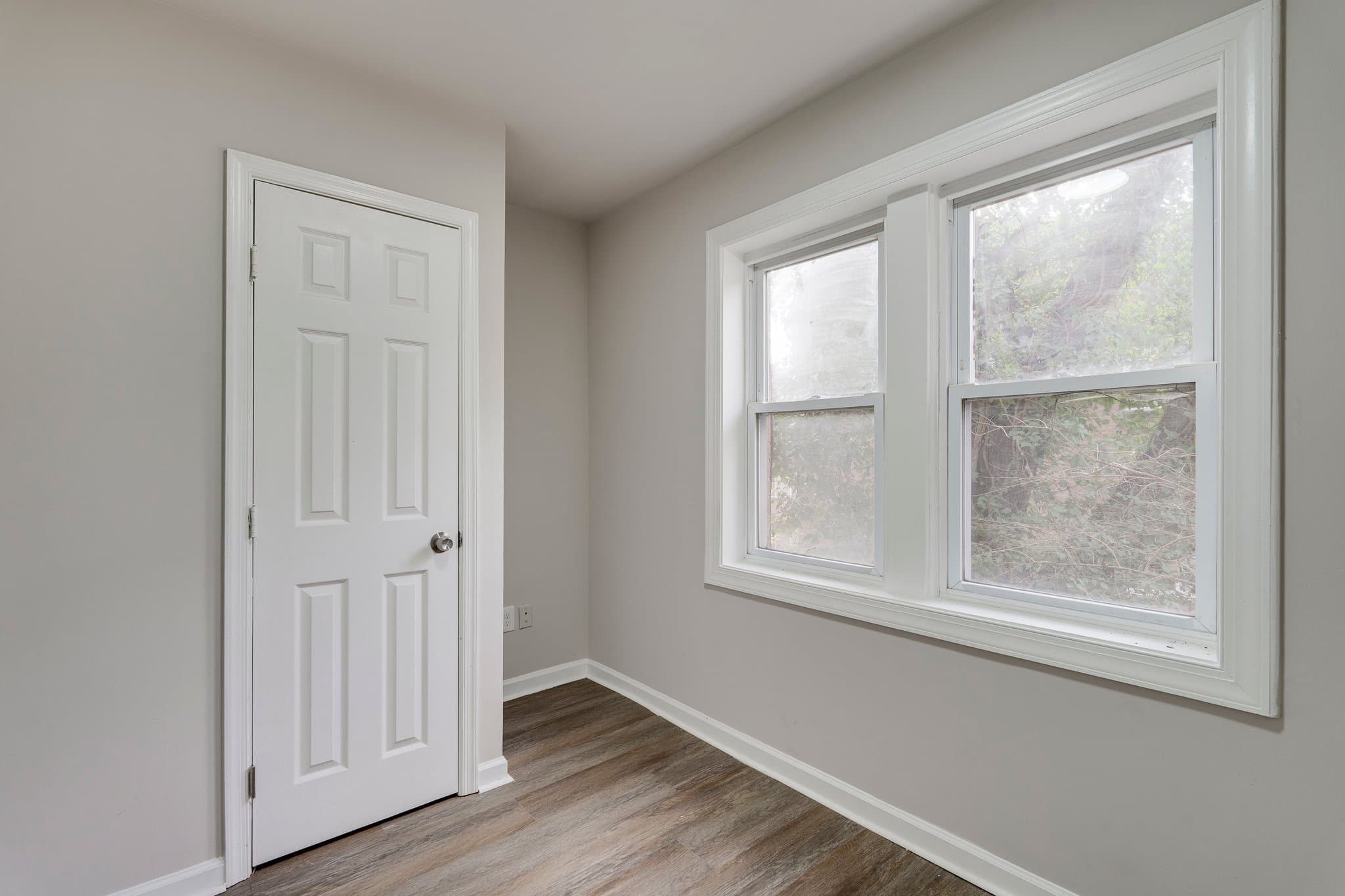Washington Condo: 3016 30th St SE