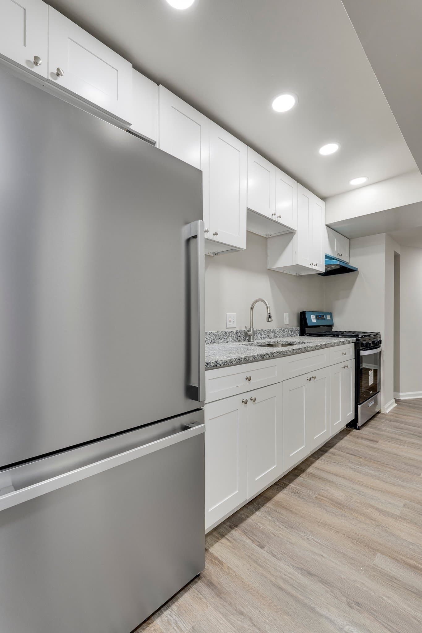 Washington Condo: 3016 30th St SE