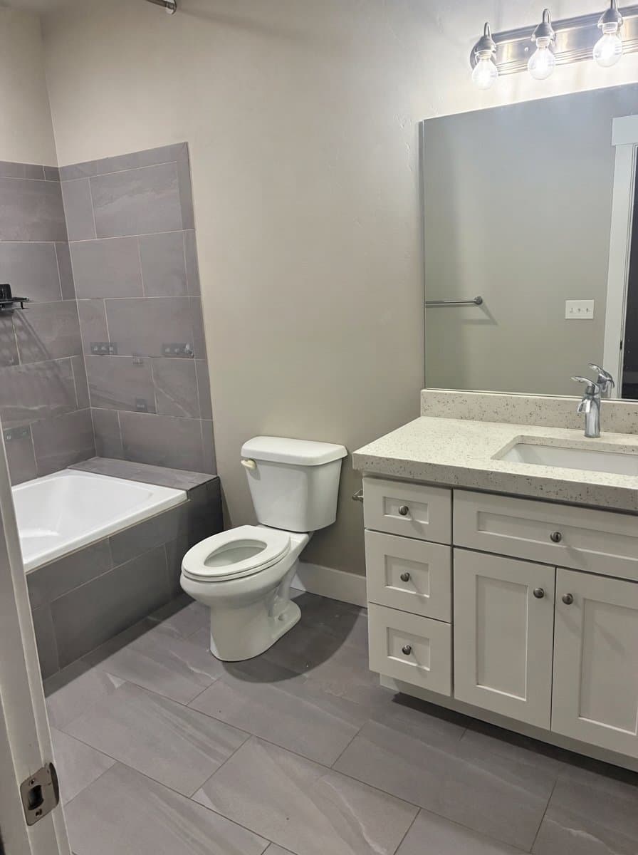 Spanish Fork Townhome: 1032 S High Ridge Rd