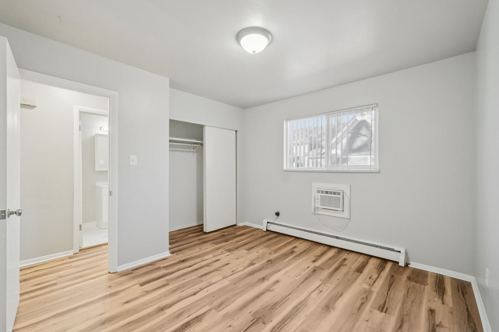 Colorado Springs Apartment: 319-321 E Brookside
