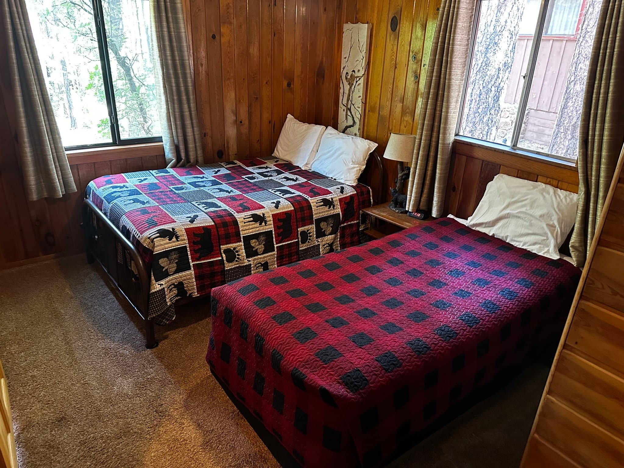Pinetop House: 237 White Mountain Blvd
