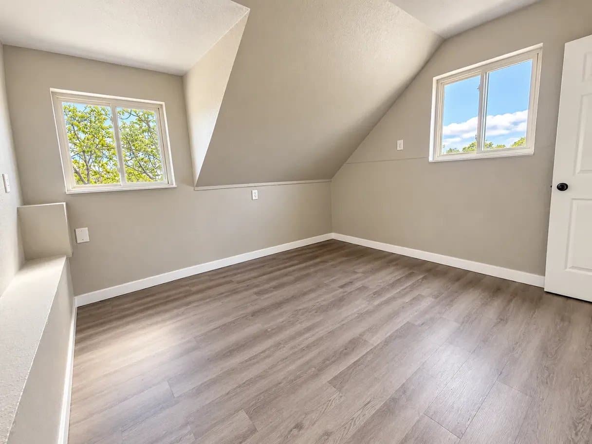 Pueblo House: 608 Baystate Ave
