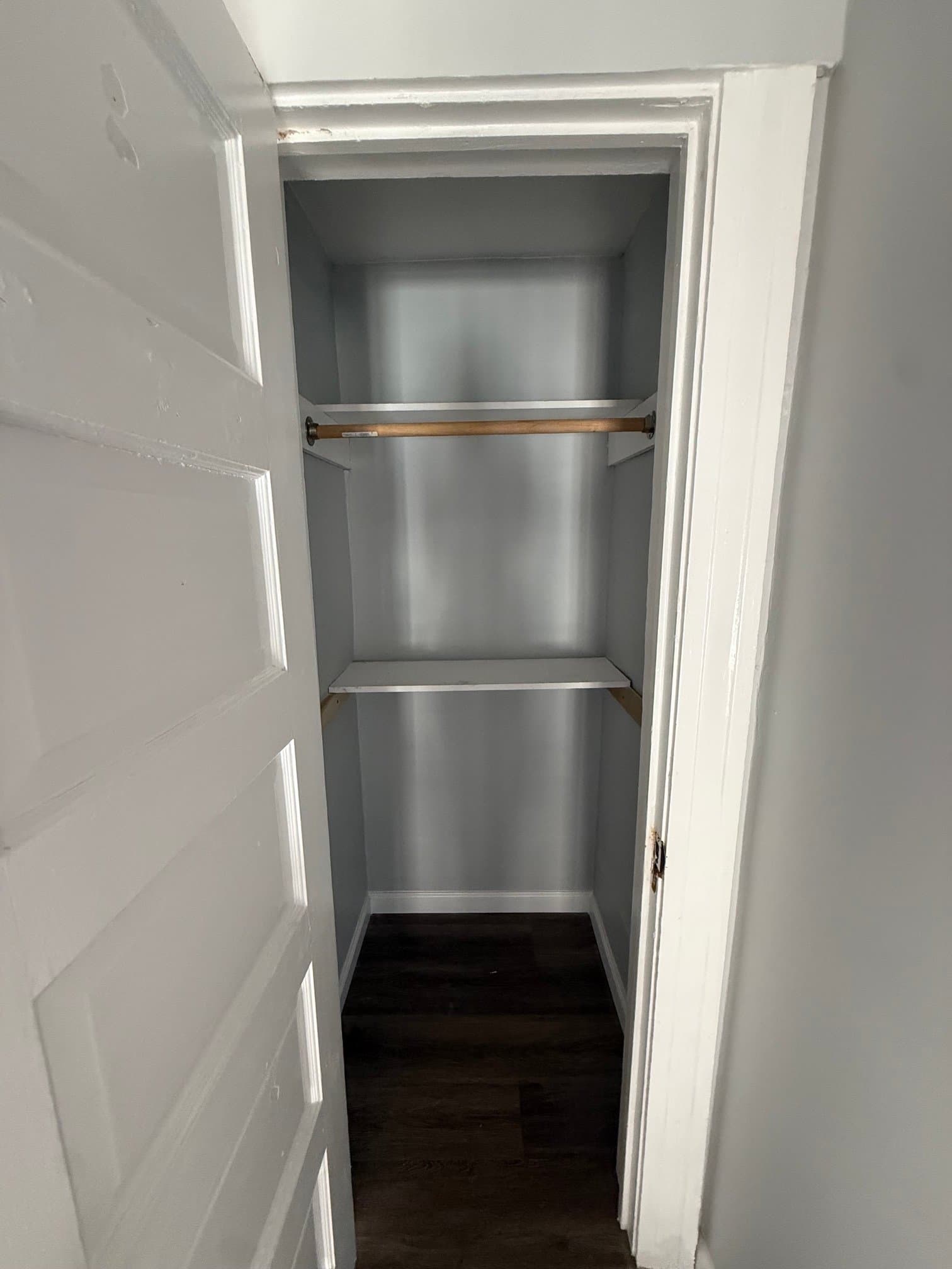 Somerville Apartment: 211 E Cliff St