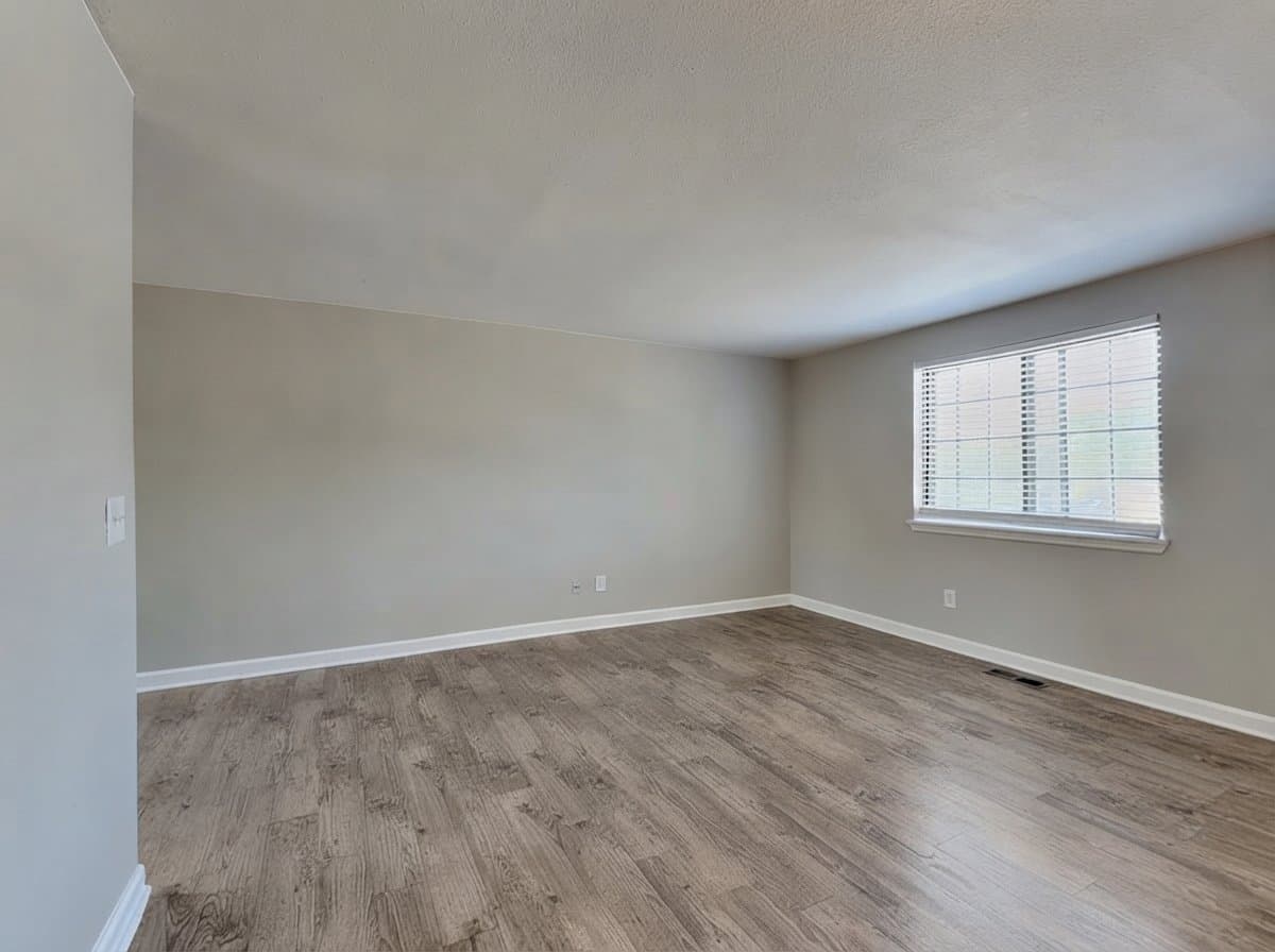 thornton House: 11768 Albion st