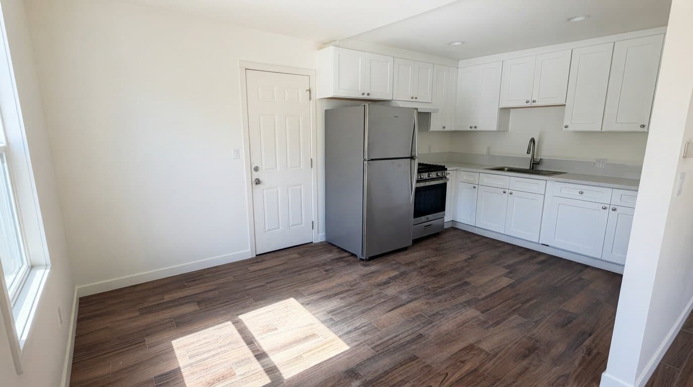 Long Beach Apartment: 1715 Cherry Ave