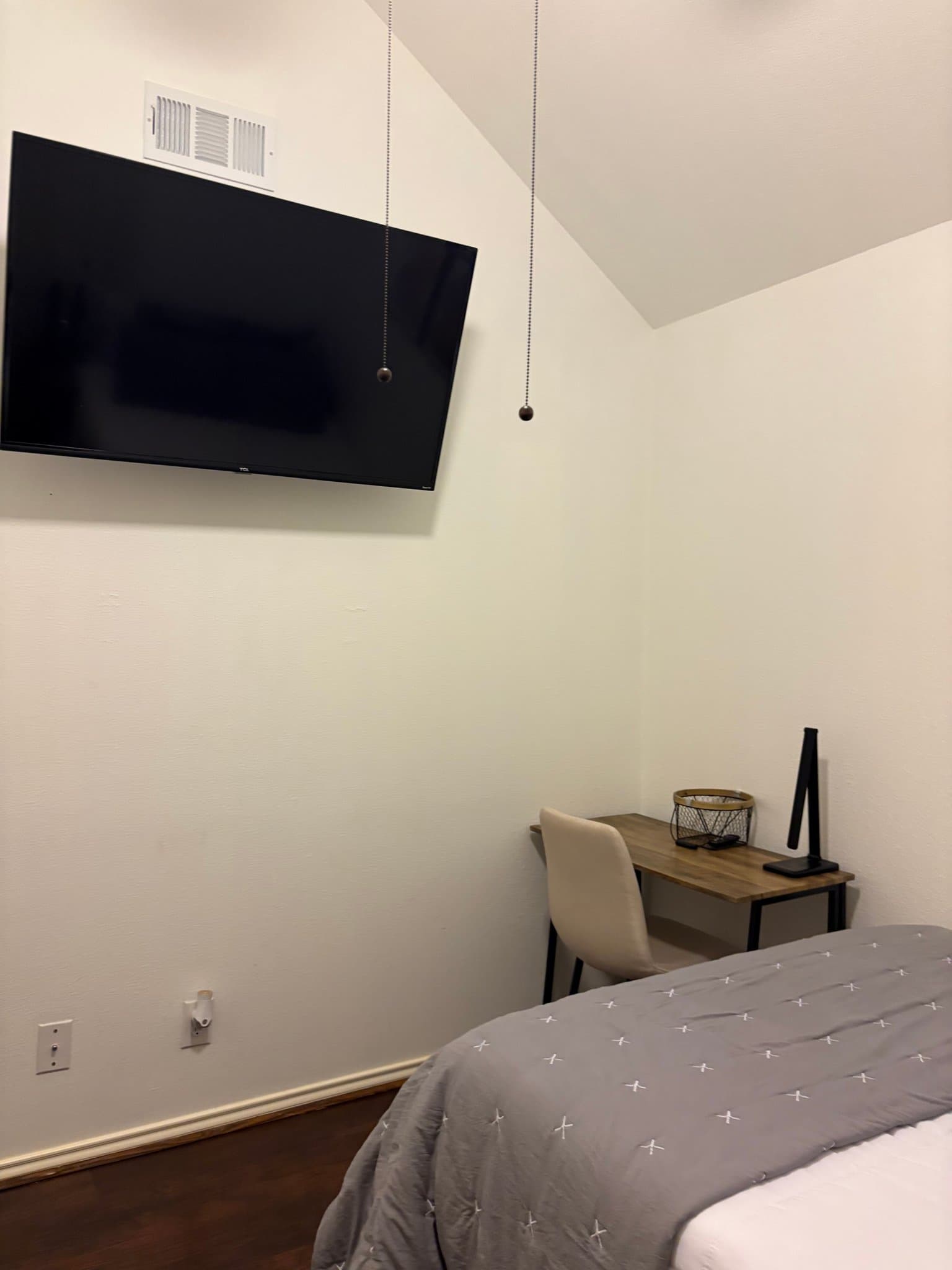 San Antonio Single Room: 9507 Bonny Brg