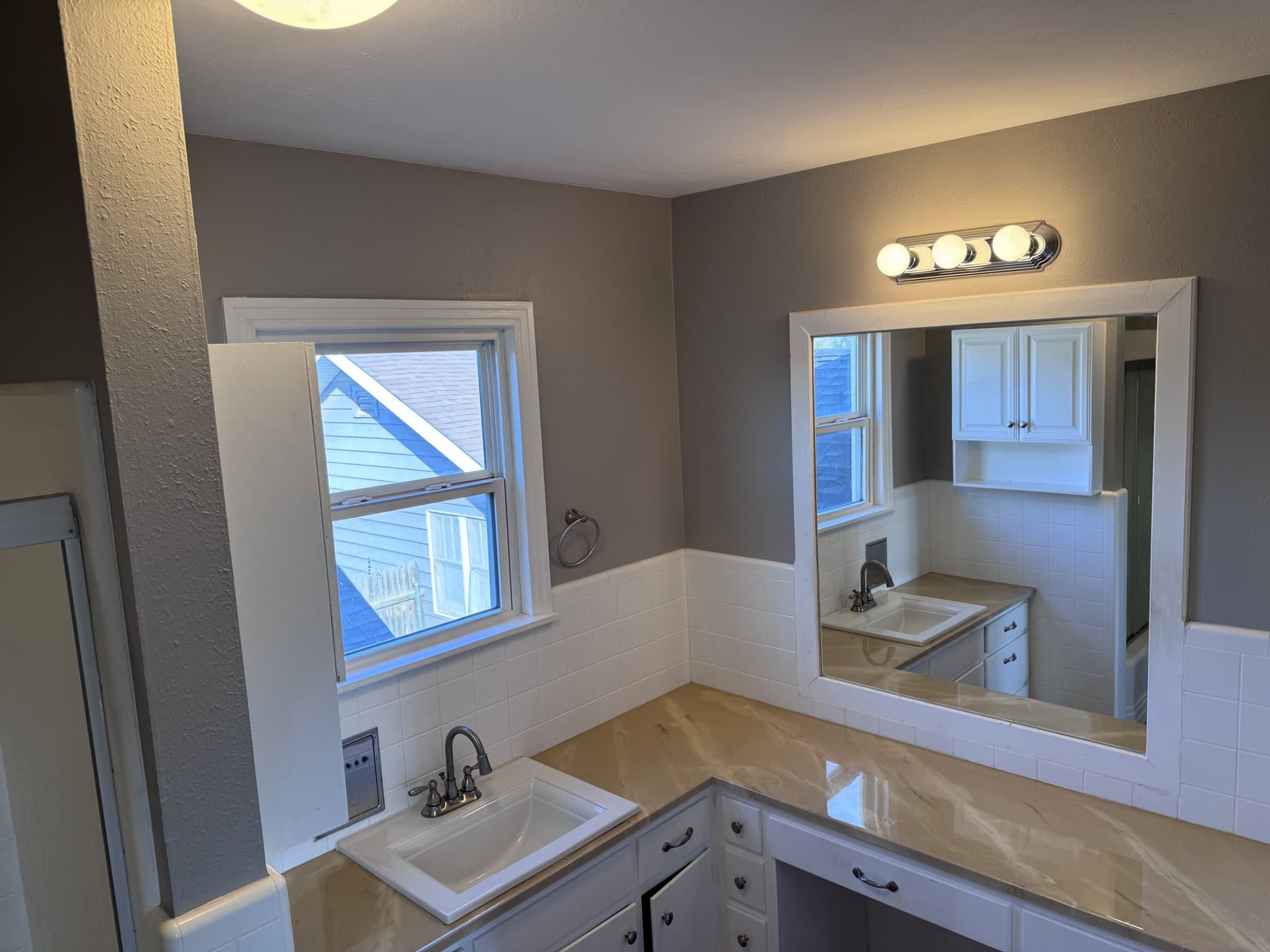 Pampa Single Room: 922 N Mary Ellen St