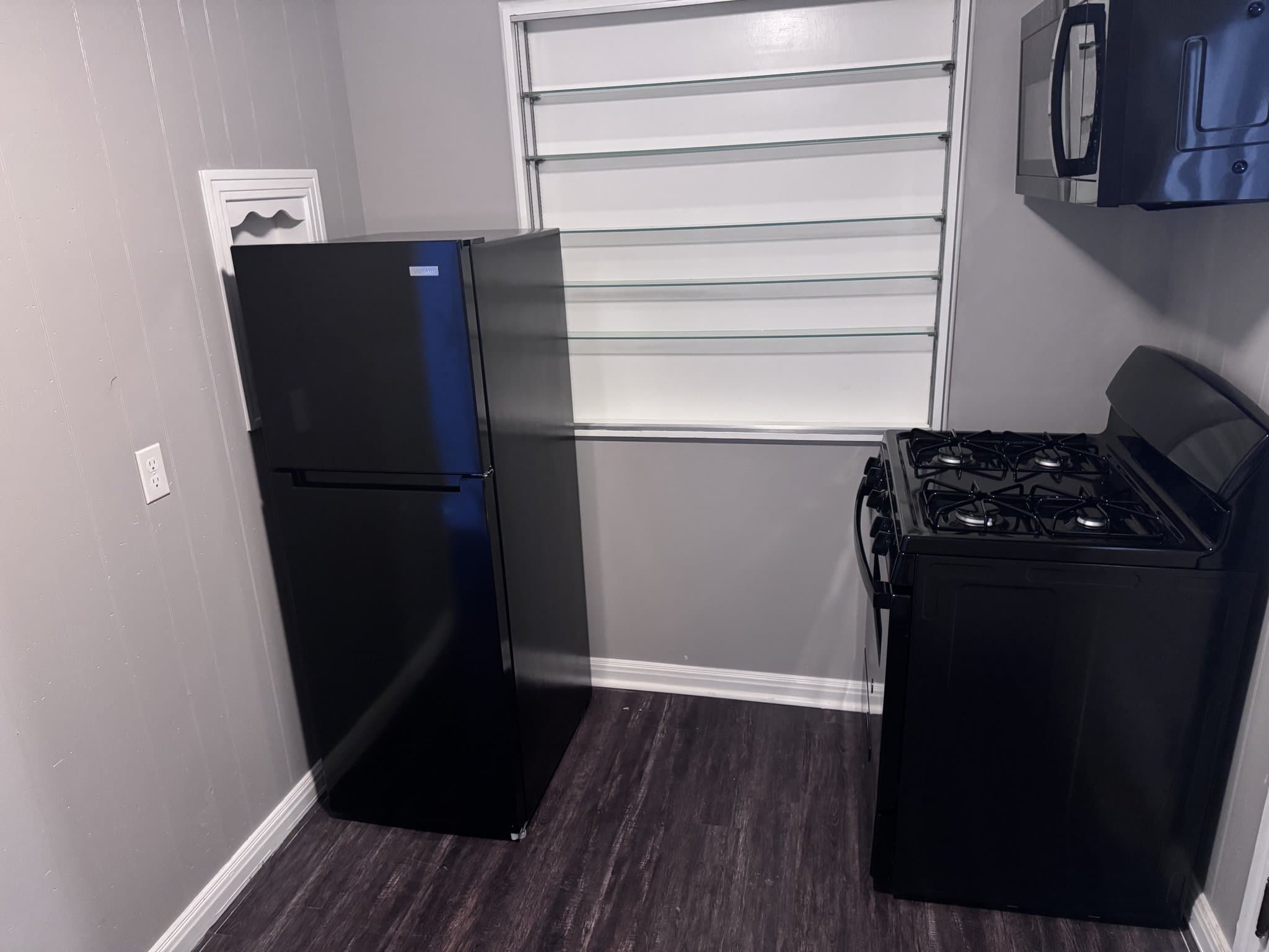 Pampa Single Room: 922 N Mary Ellen St