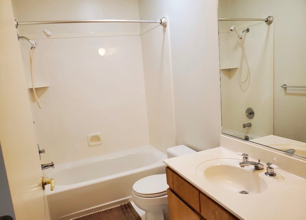 Bountiful Multiplex: 974 Barton Court