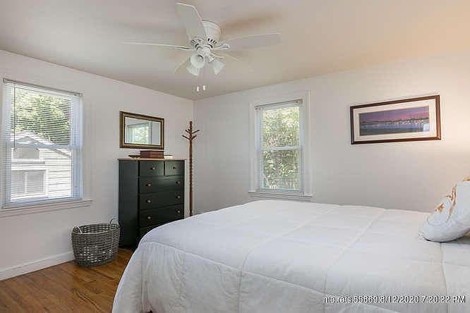 Portland House: 133 E Commonwealth Dr