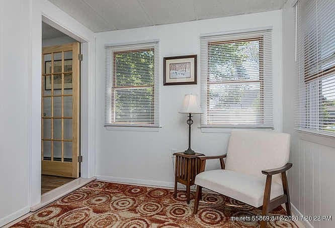 Portland House: 133 E Commonwealth Dr