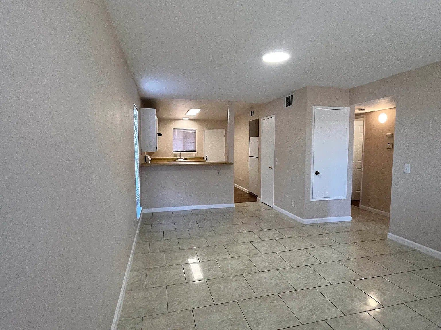 Concord Apartment: 2415 Olivera Rd