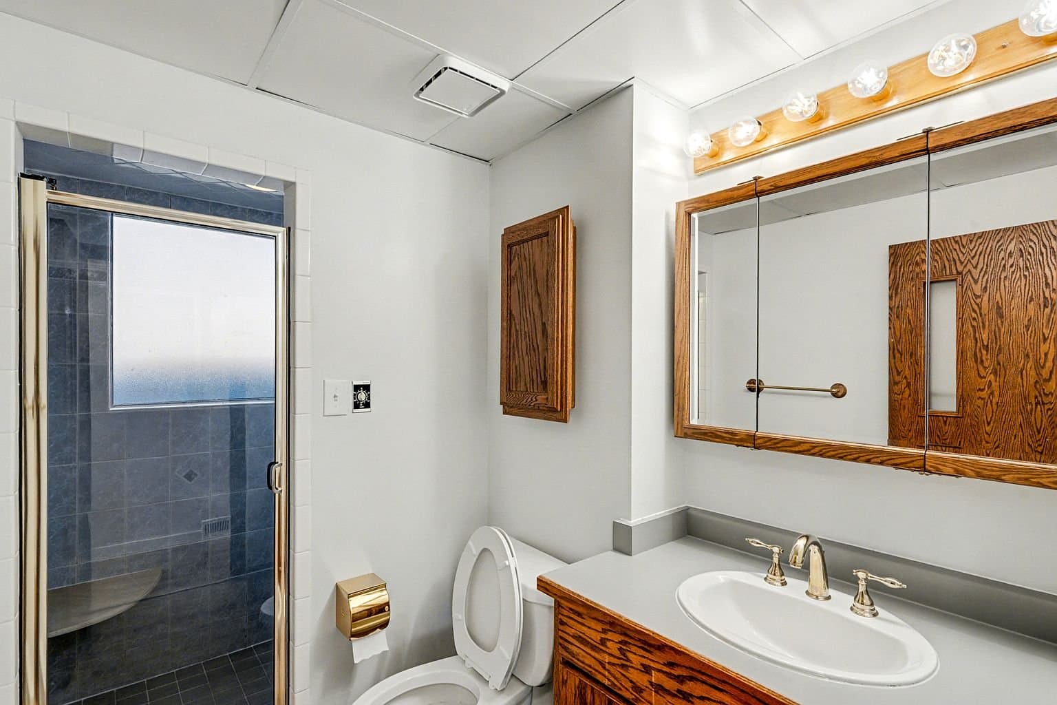 Sandy House: 1459 E Madrid Way