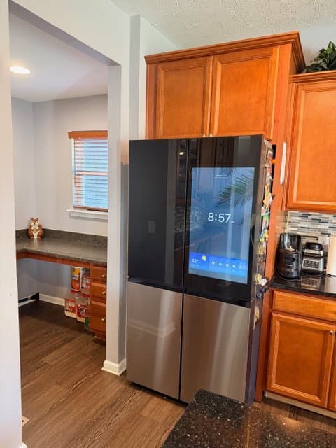 Fishers House: 15854 Oakhurst Ln