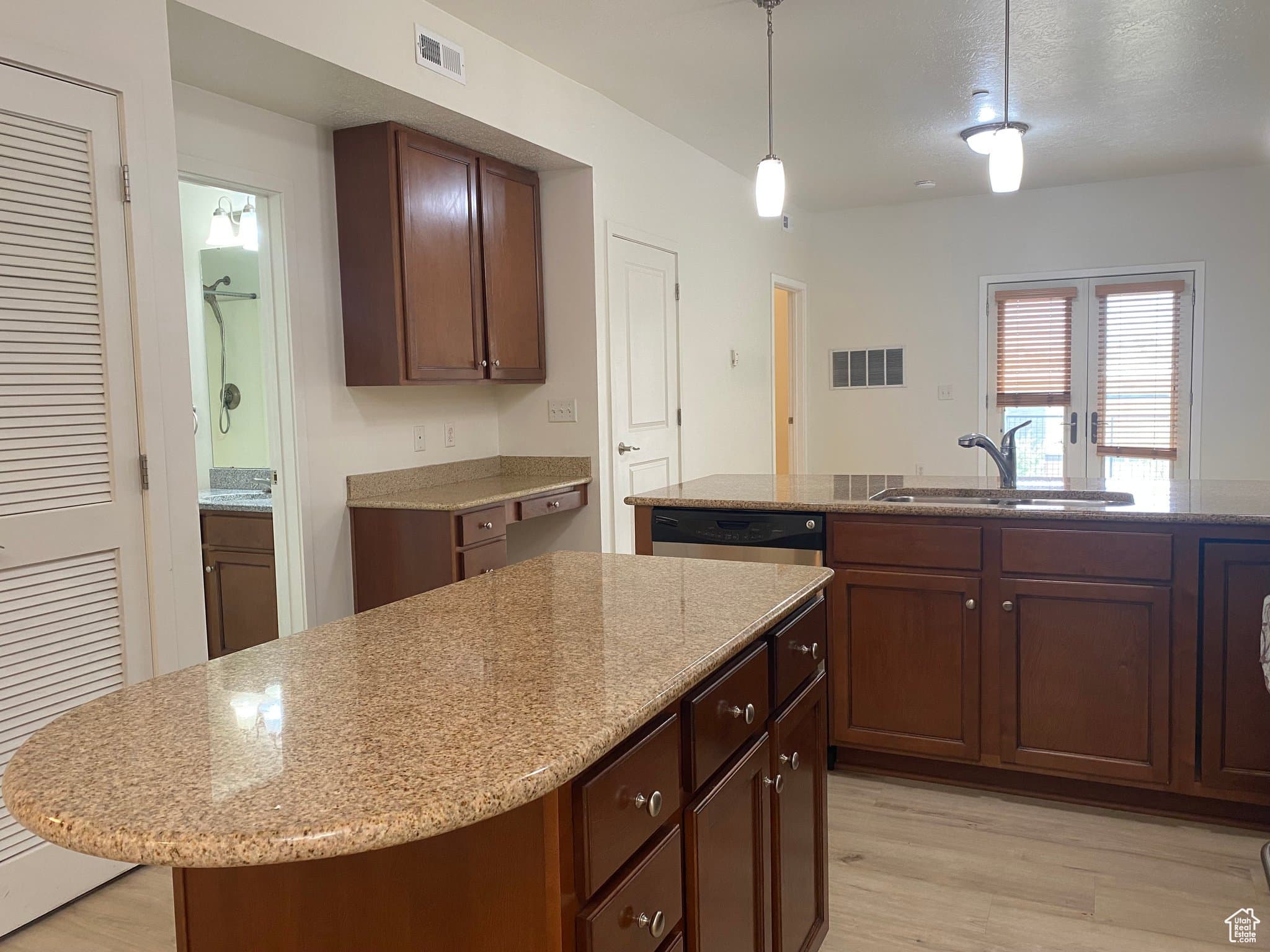 Salt Lake City Condo: 2150 S Main St