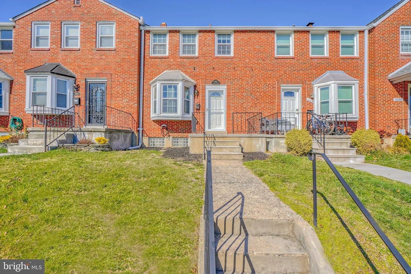 Towson Townhome: 1642 Hardwick Rd