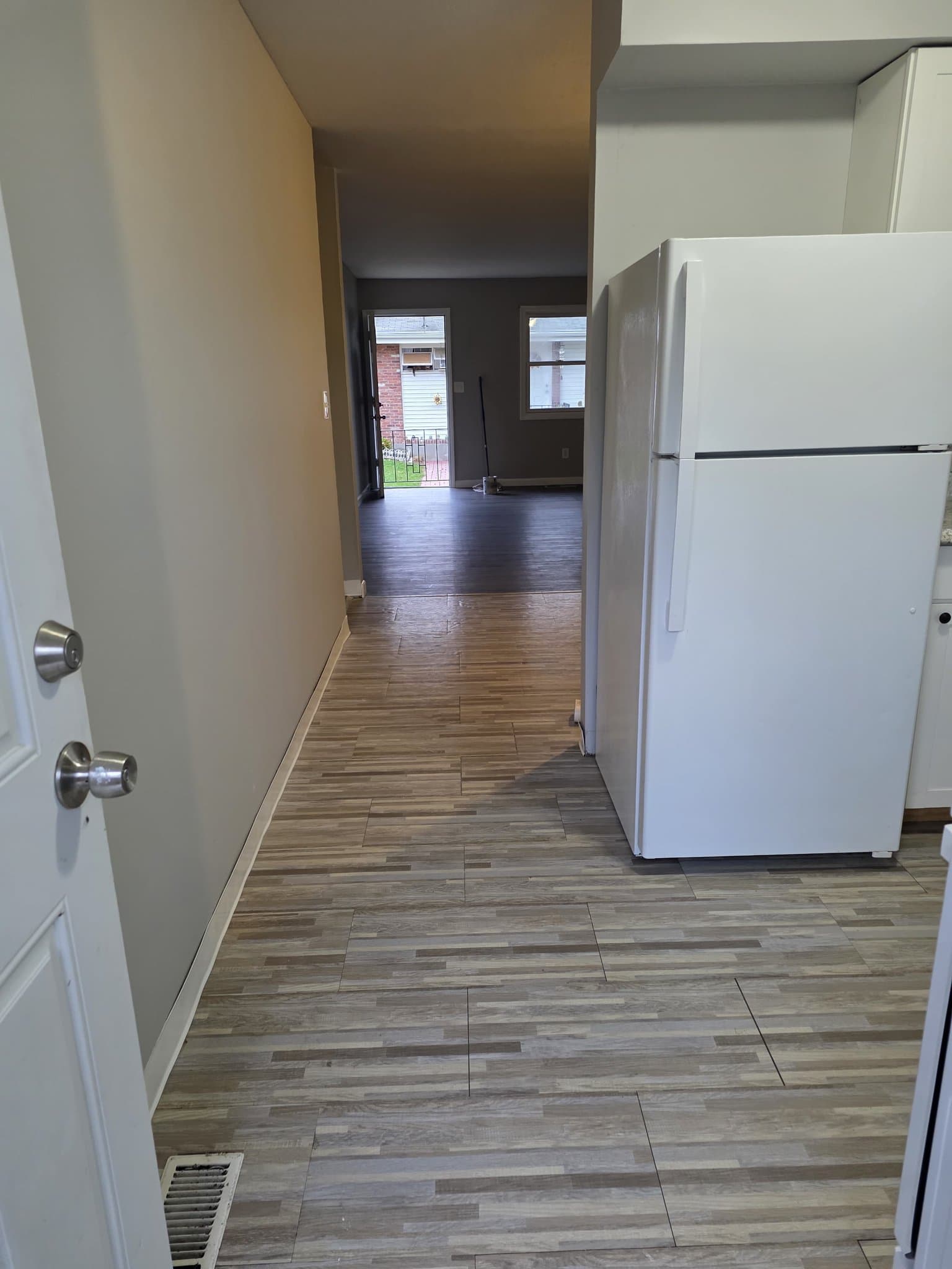Waterbury Apartment: 40 Whitewood Road