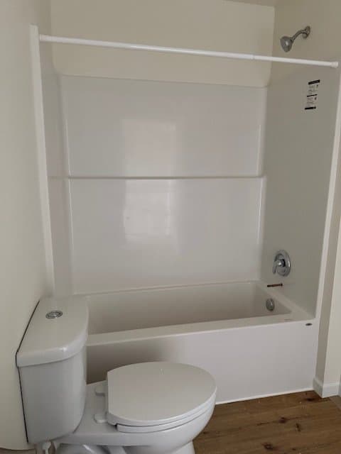 Albion Townhome: 1210 3rd St