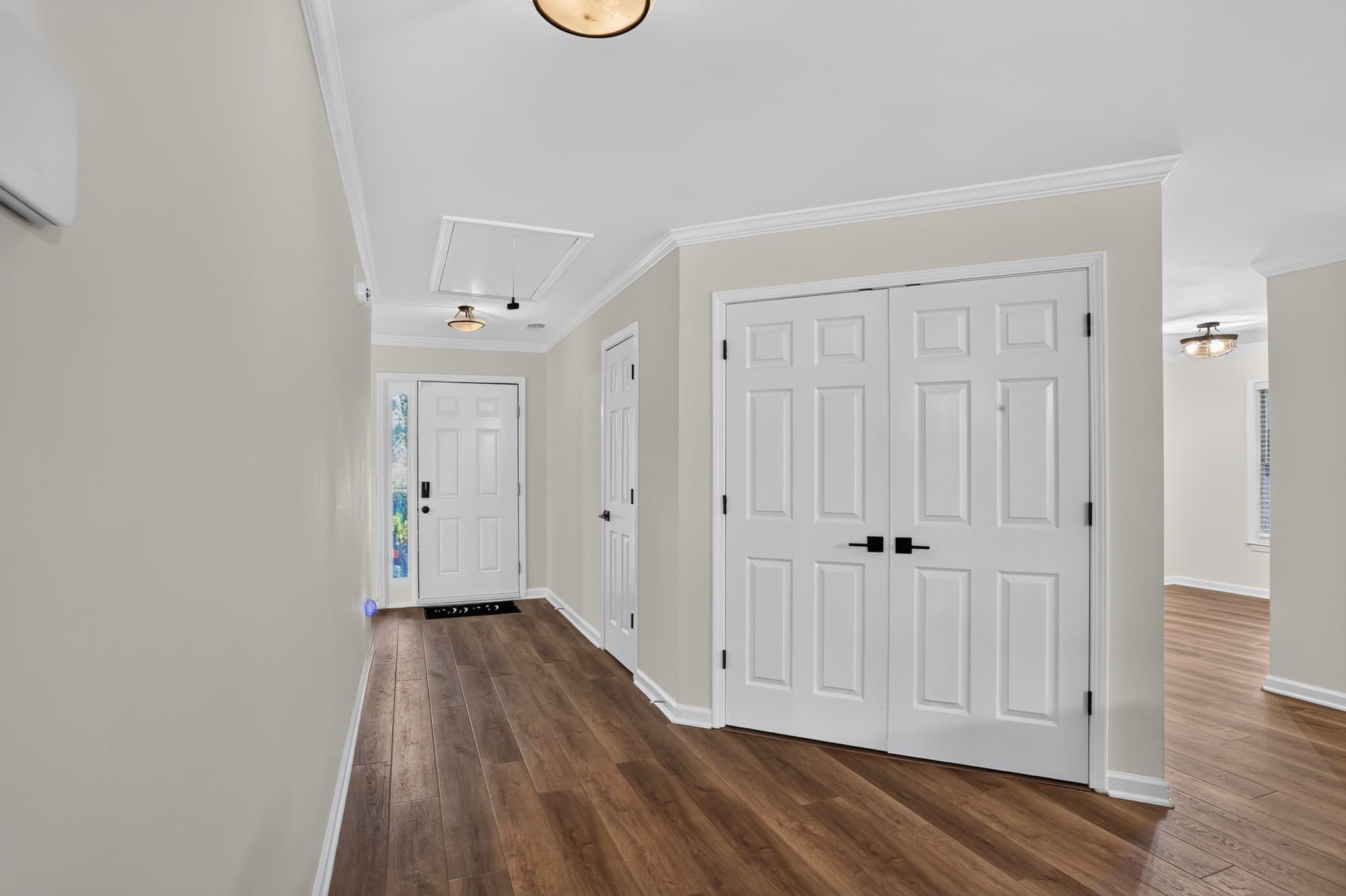 Atlanta House: 948 Byron Dr SW
