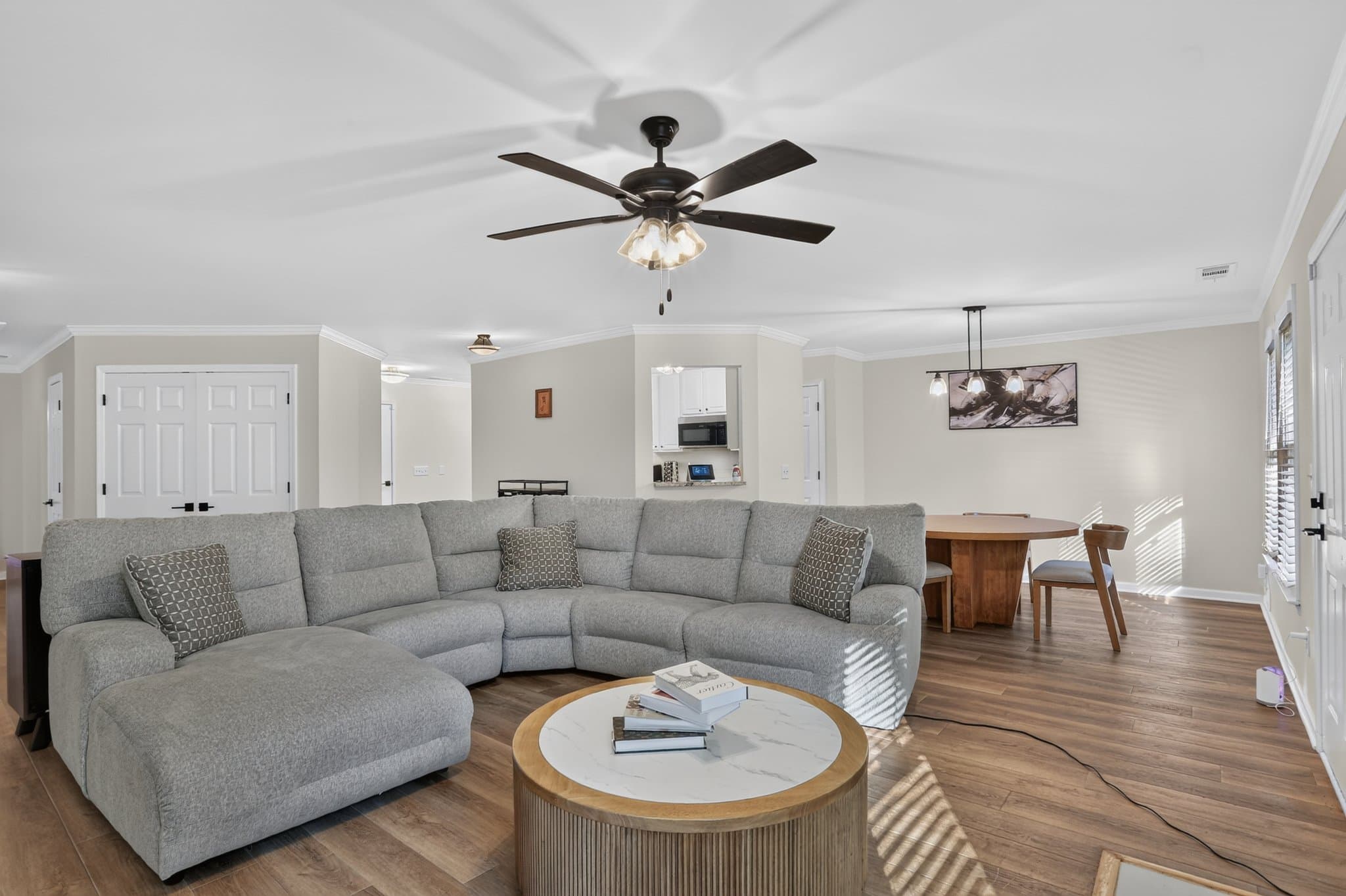Atlanta House: 948 Byron Dr SW