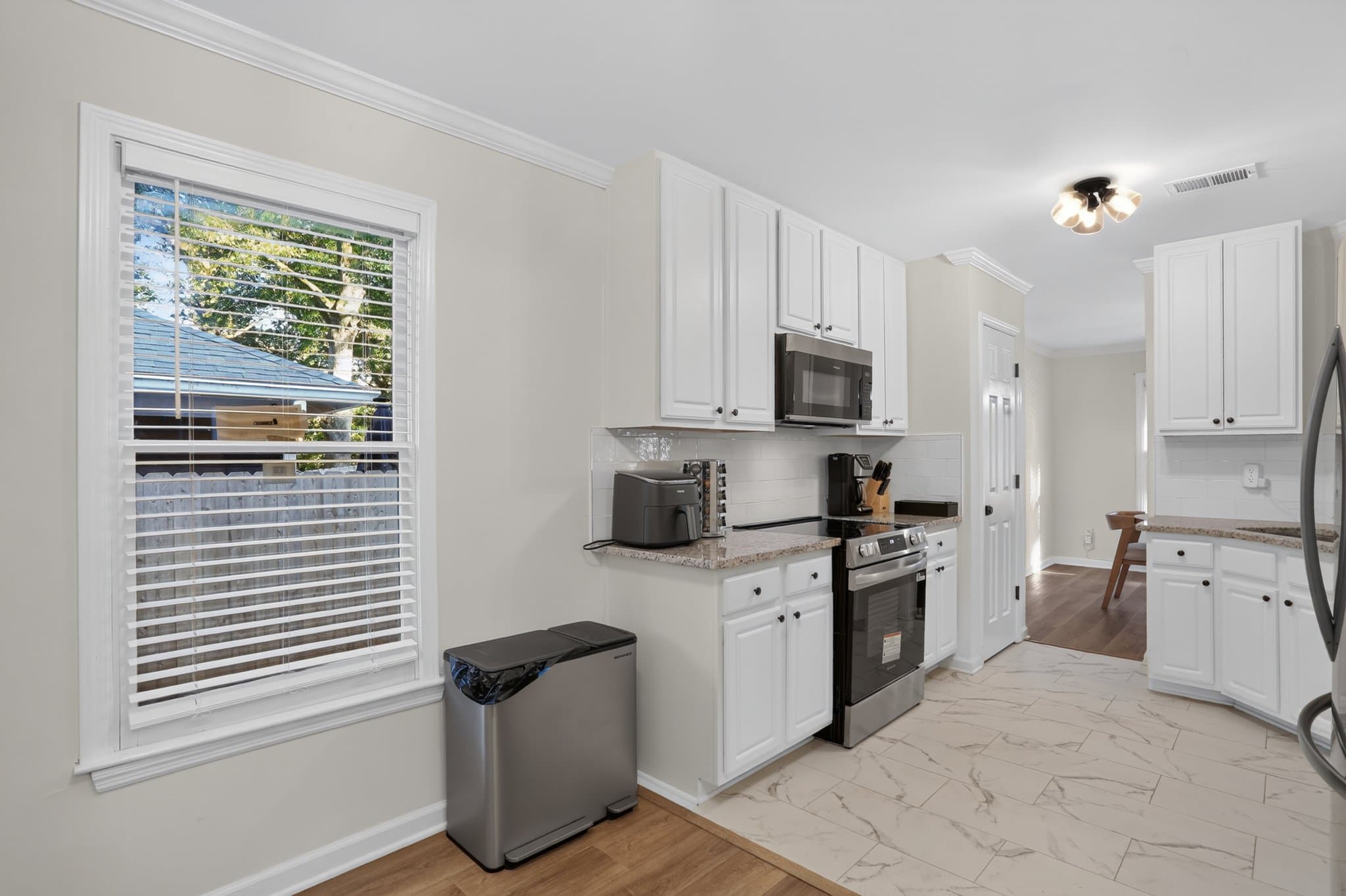 Atlanta House: 948 Byron Dr SW