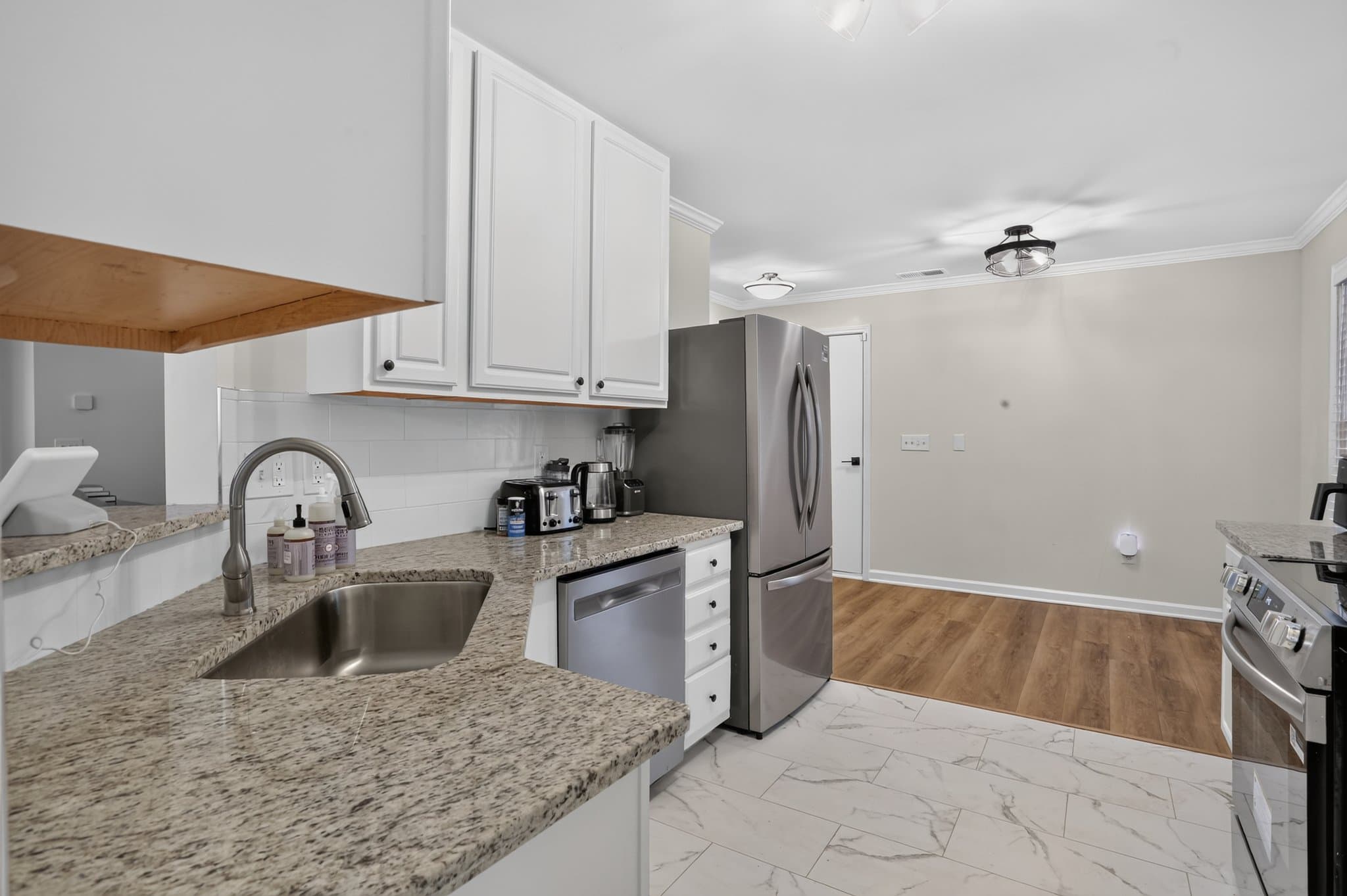 Atlanta House: 948 Byron Dr SW