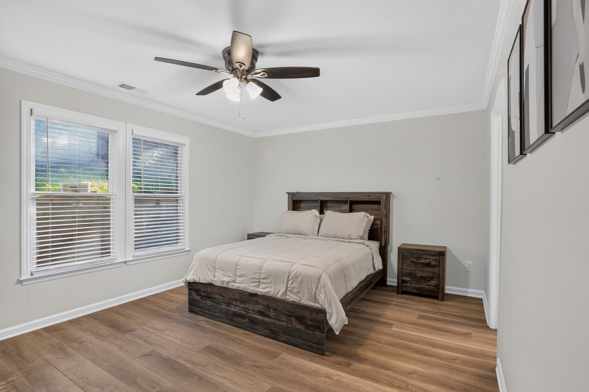 Atlanta House: 948 Byron Dr SW