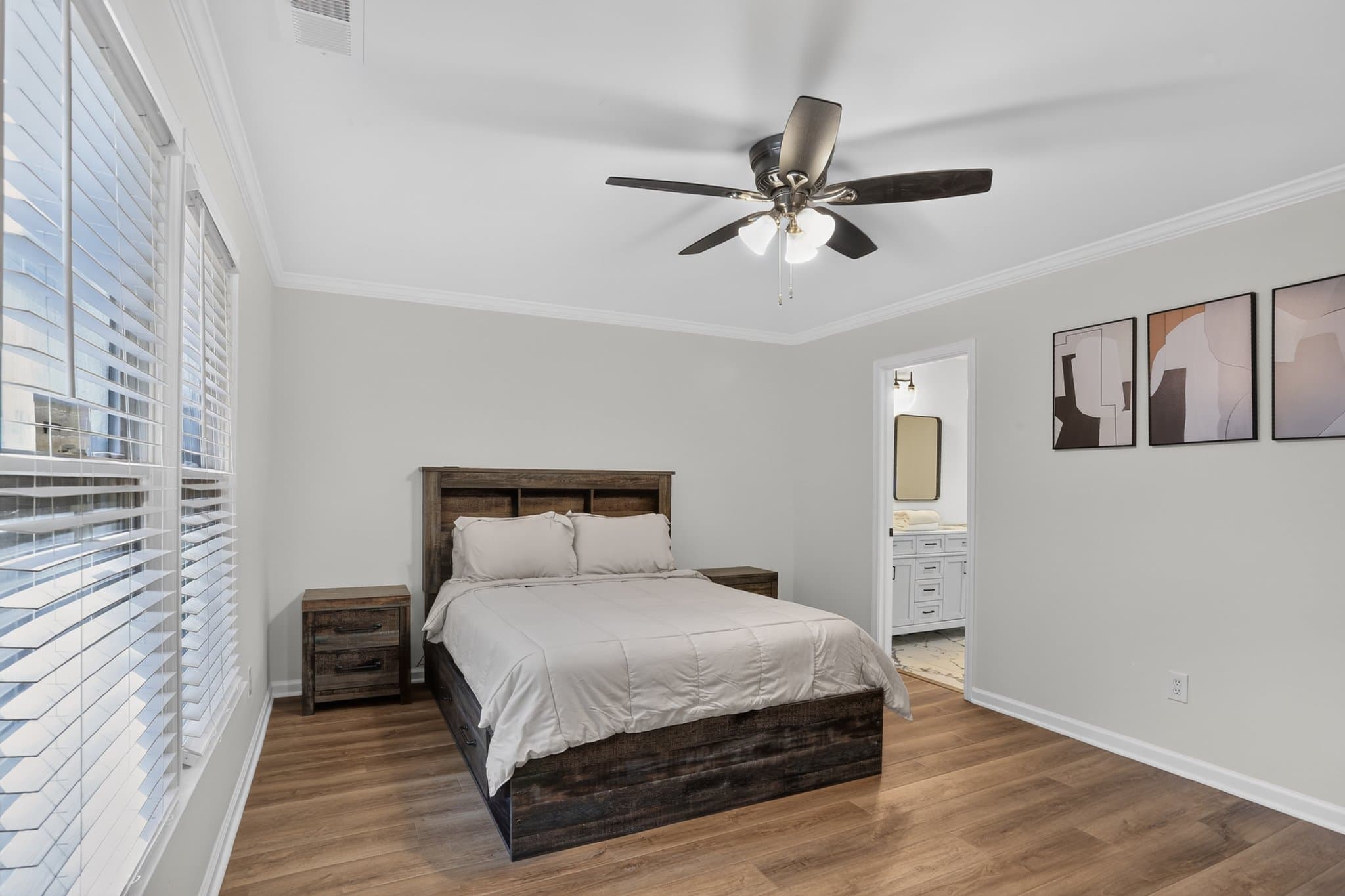 Atlanta House: 948 Byron Dr SW