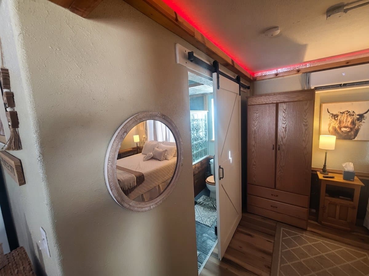 Dubuque Apartment: 2901 Hillcrest Rd