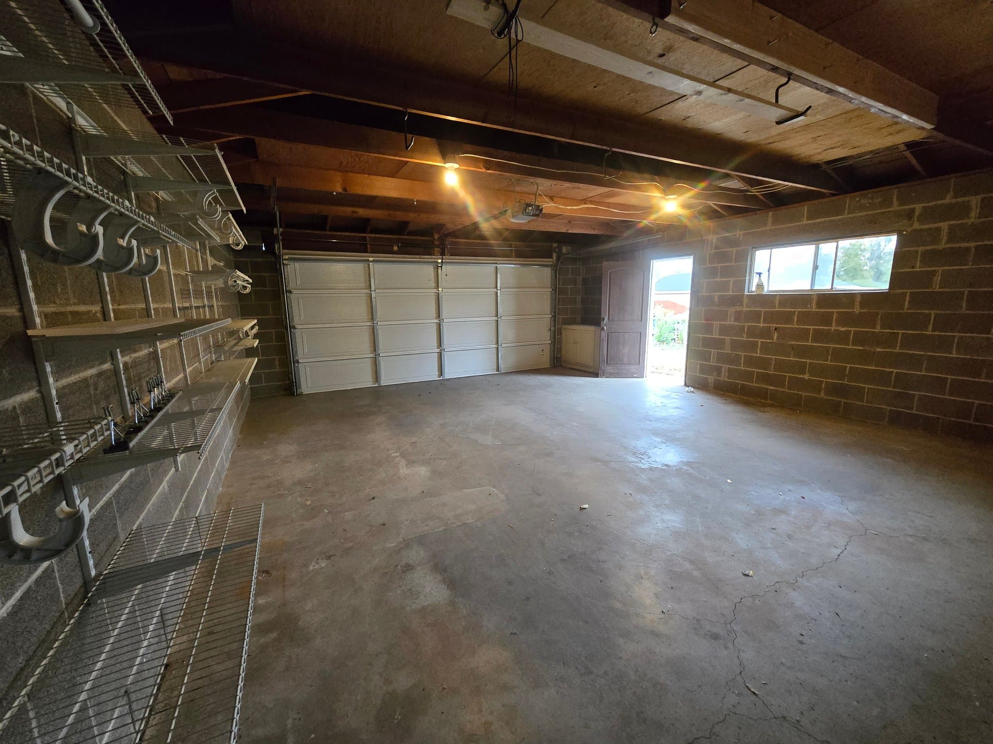Edgewater House: 2230 Marshall St