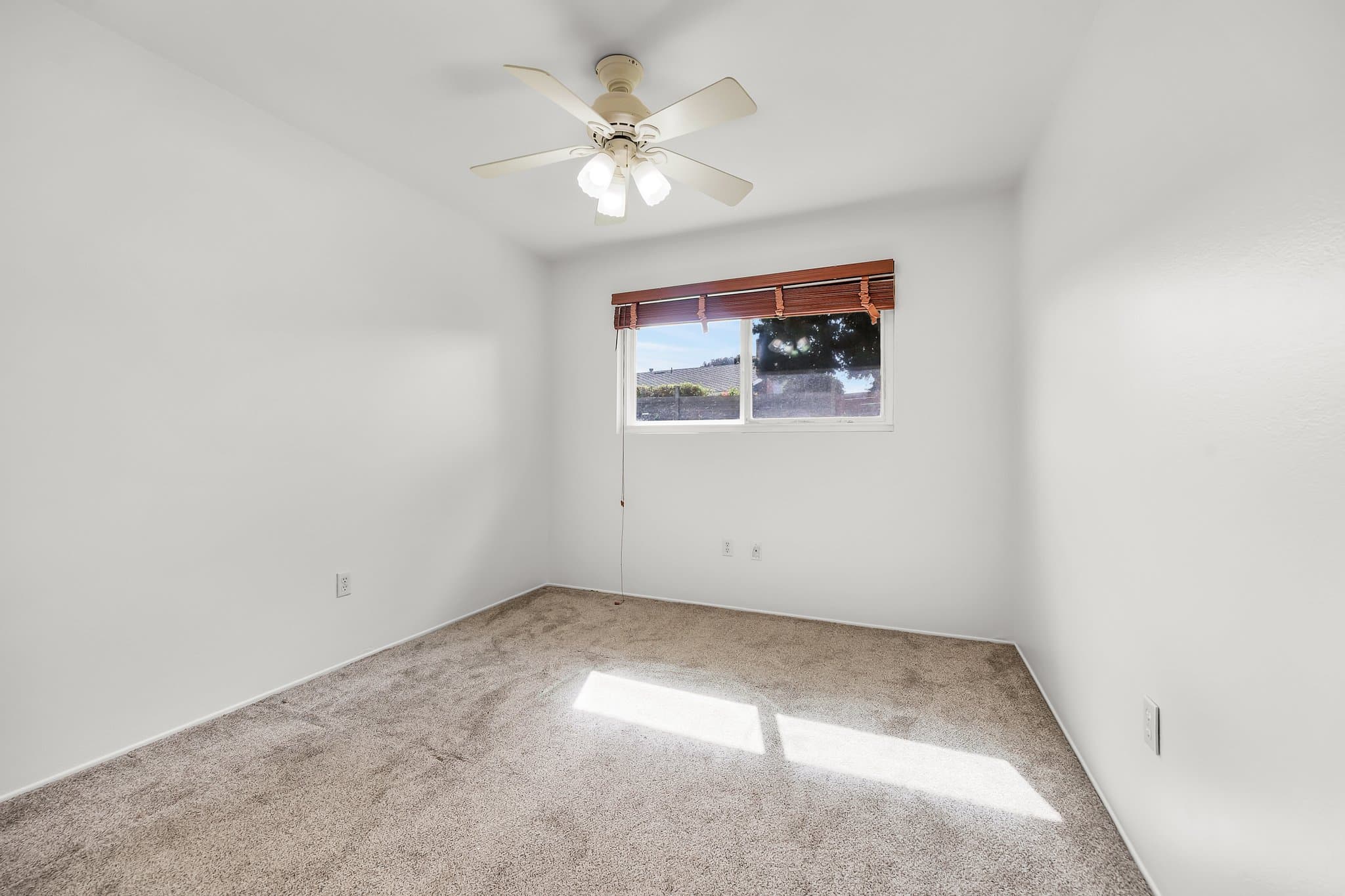 San Diego House: 7380 Steinbeck Ave