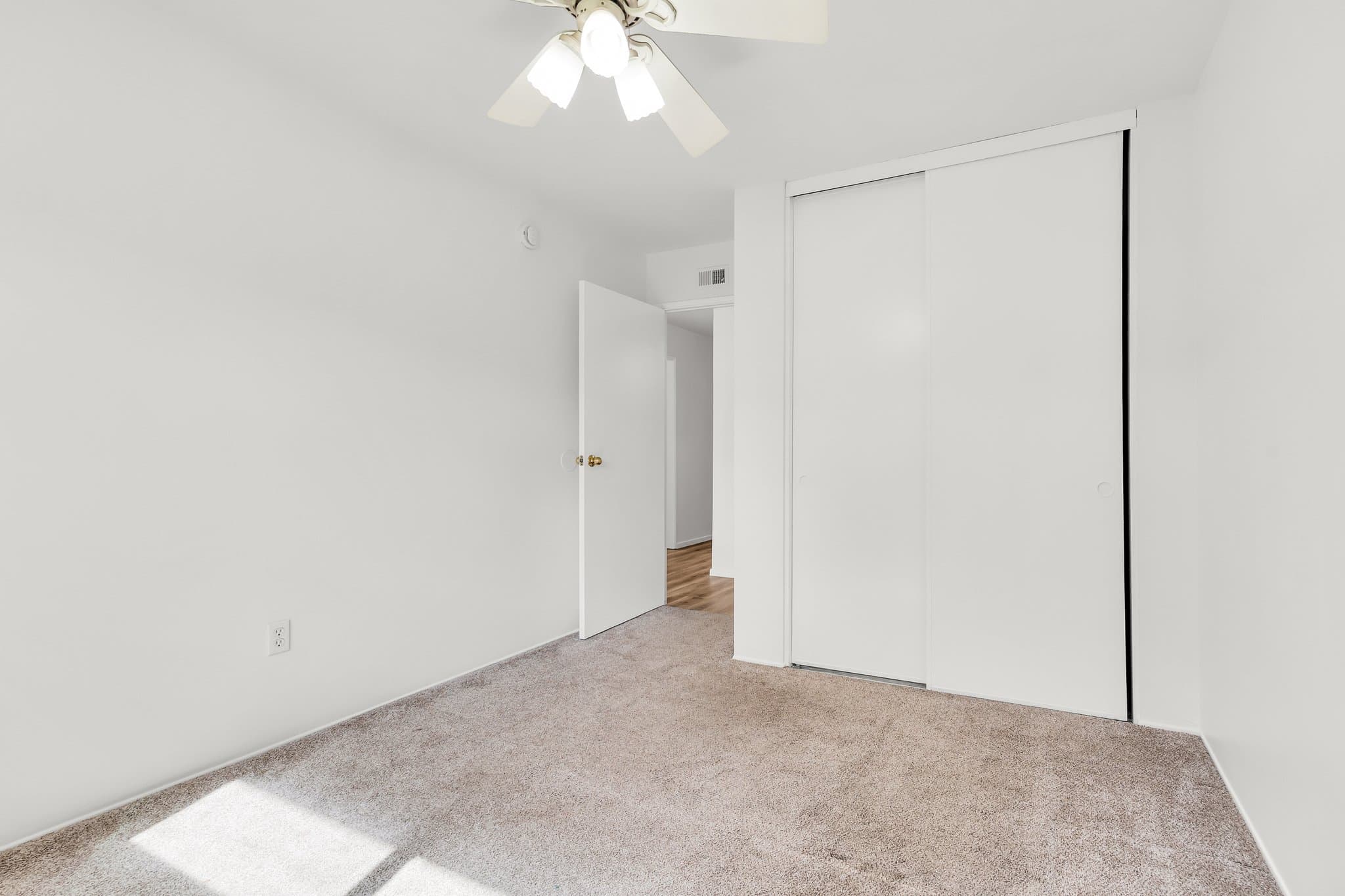 San Diego House: 7380 Steinbeck Ave