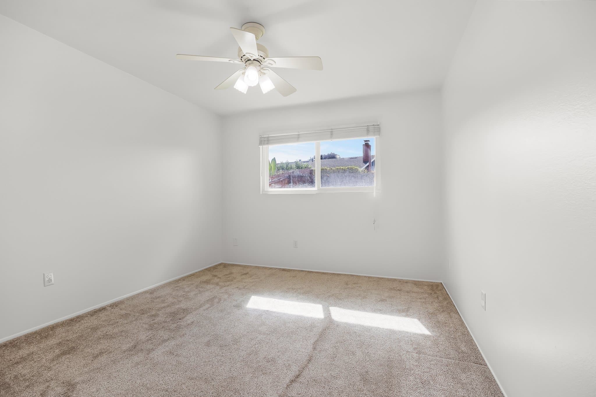 San Diego House: 7380 Steinbeck Ave