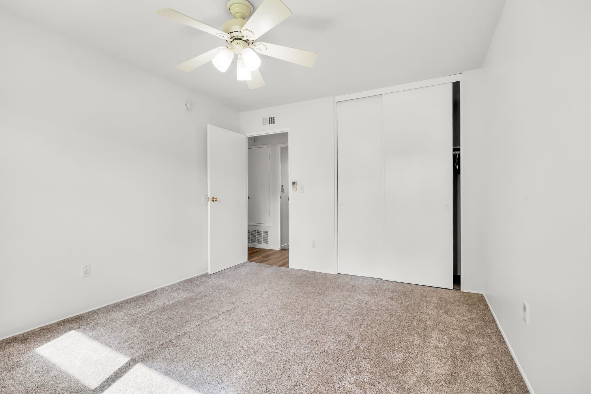 San Diego House: 7380 Steinbeck Ave