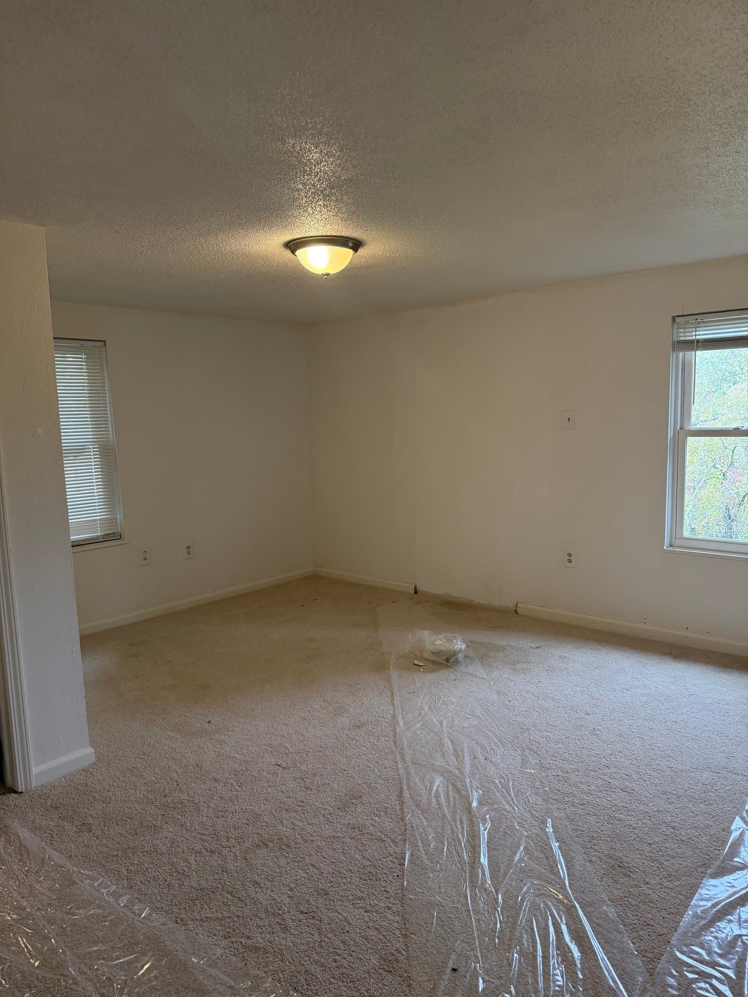 Mc Kees Rocks Multiplex: 132 K Row