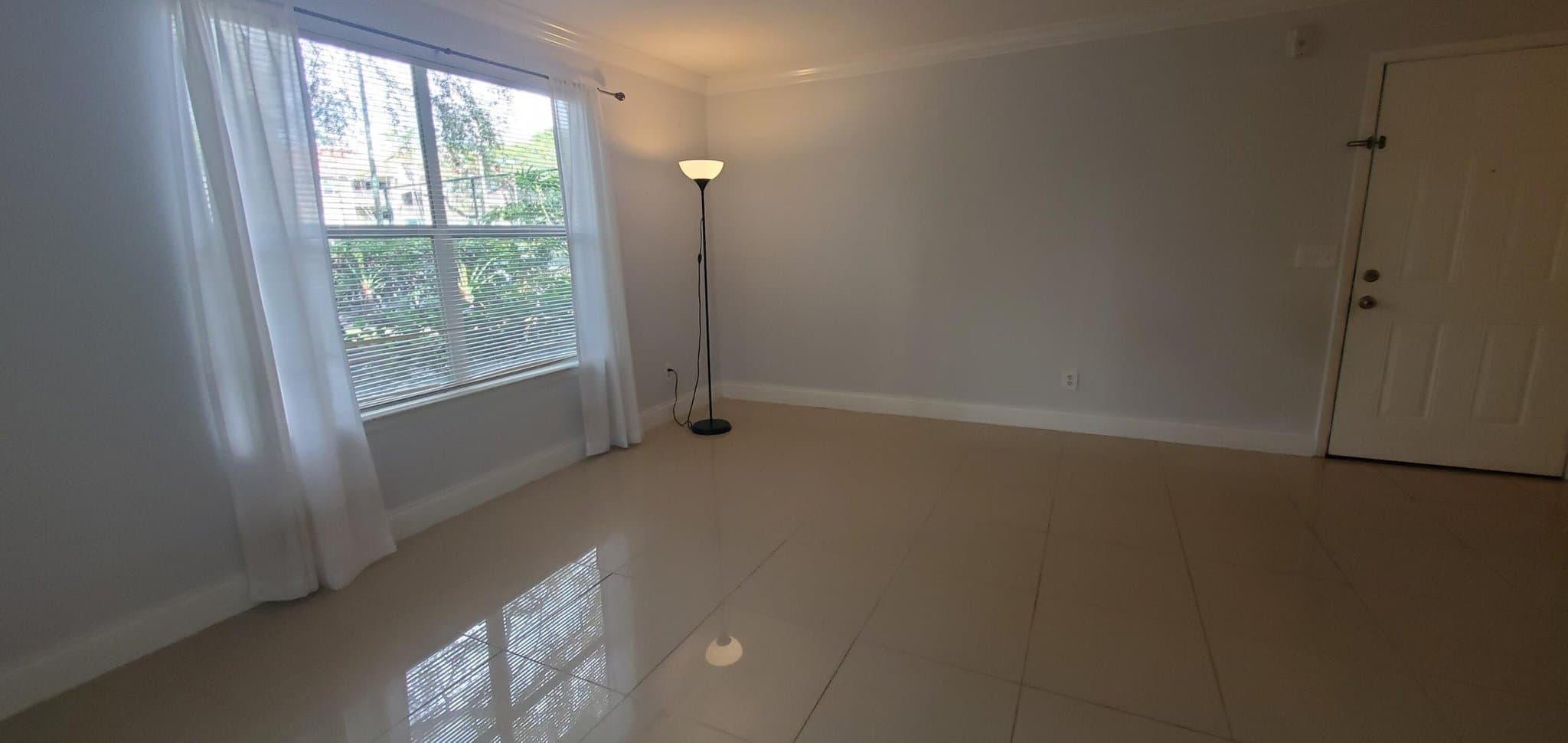Delray Beach Condo: 1845 Palm Cove Blvd