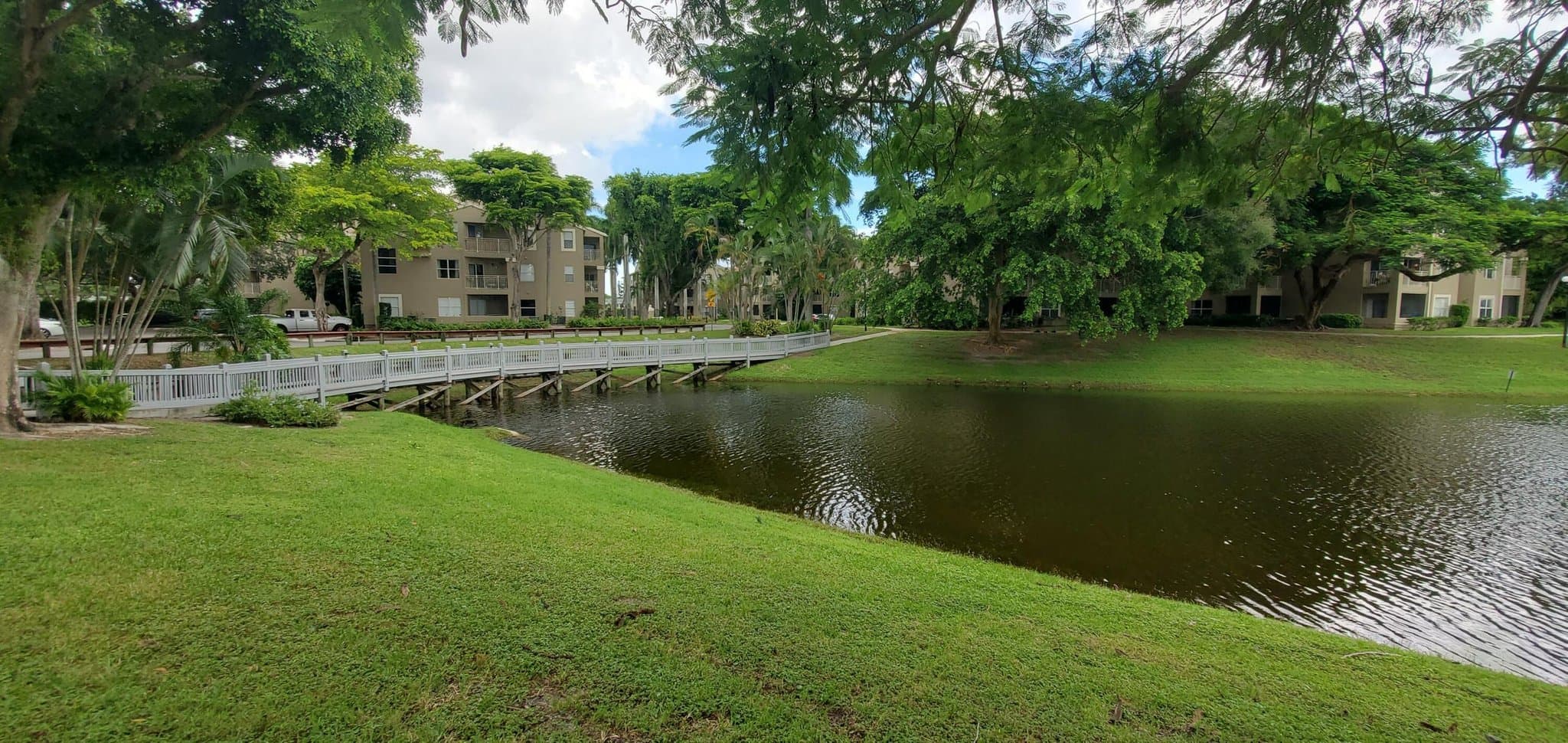 Delray Beach Condo: 1845 Palm Cove Blvd
